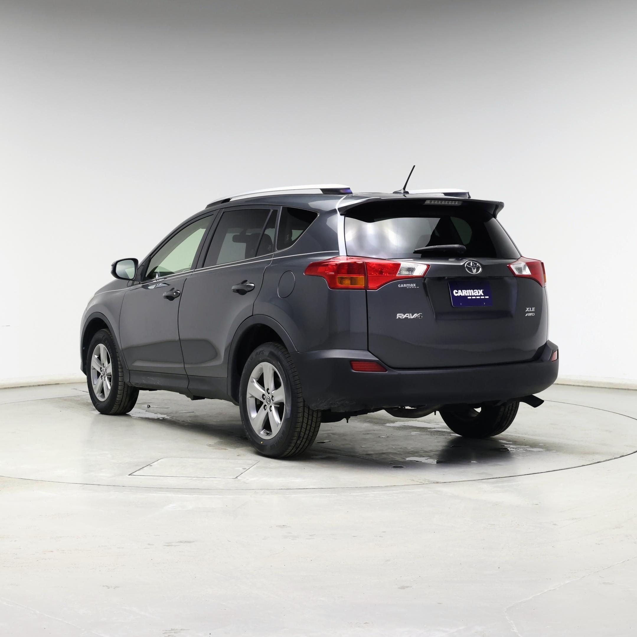 Thumbnail: 2015 Toyota RAV4 - 2