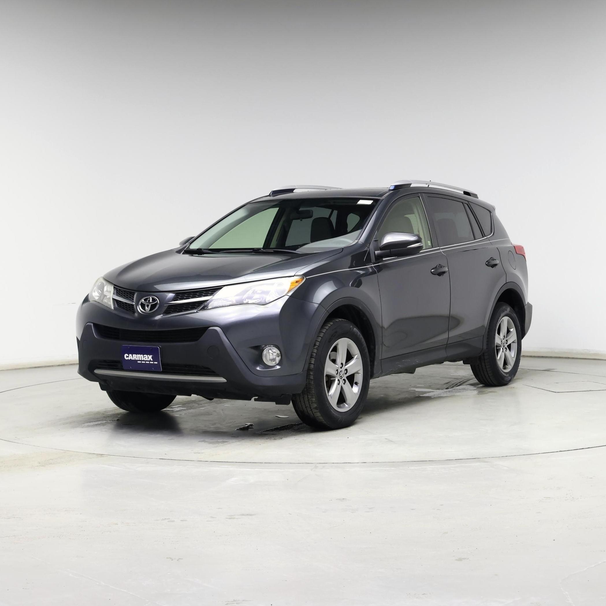 Thumbnail: 2015 Toyota RAV4 - 4