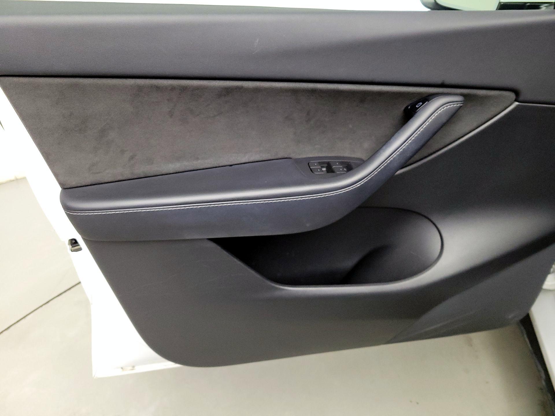 Thumbnail: 2021 Tesla Model Y - 12