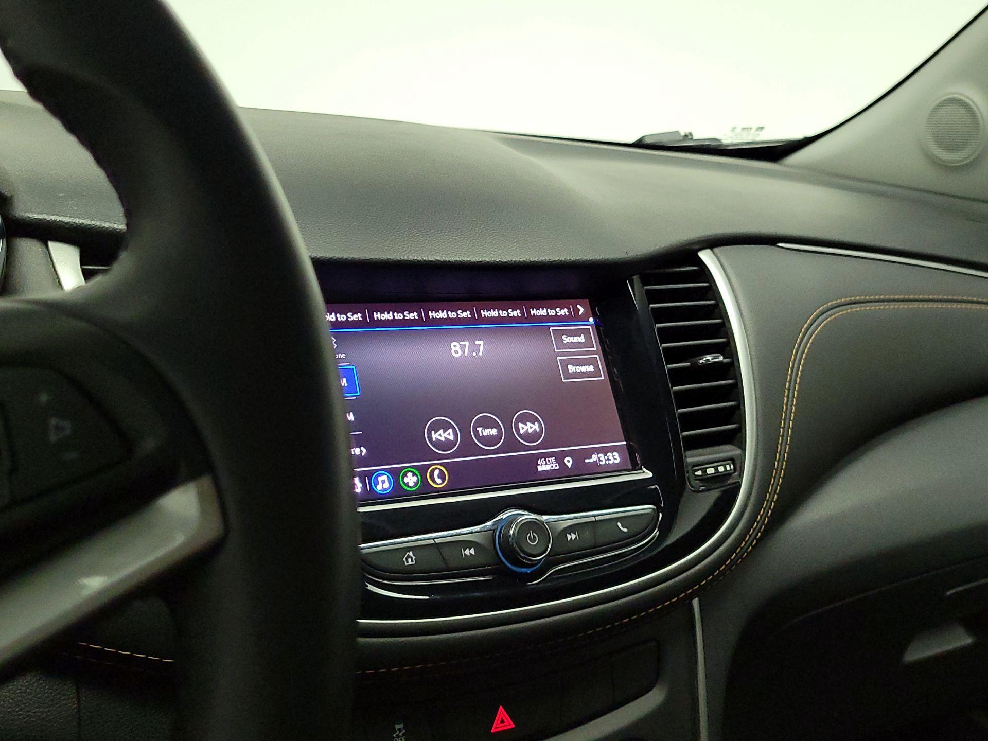 Thumbnail: 2020 Chevrolet Trax - 15