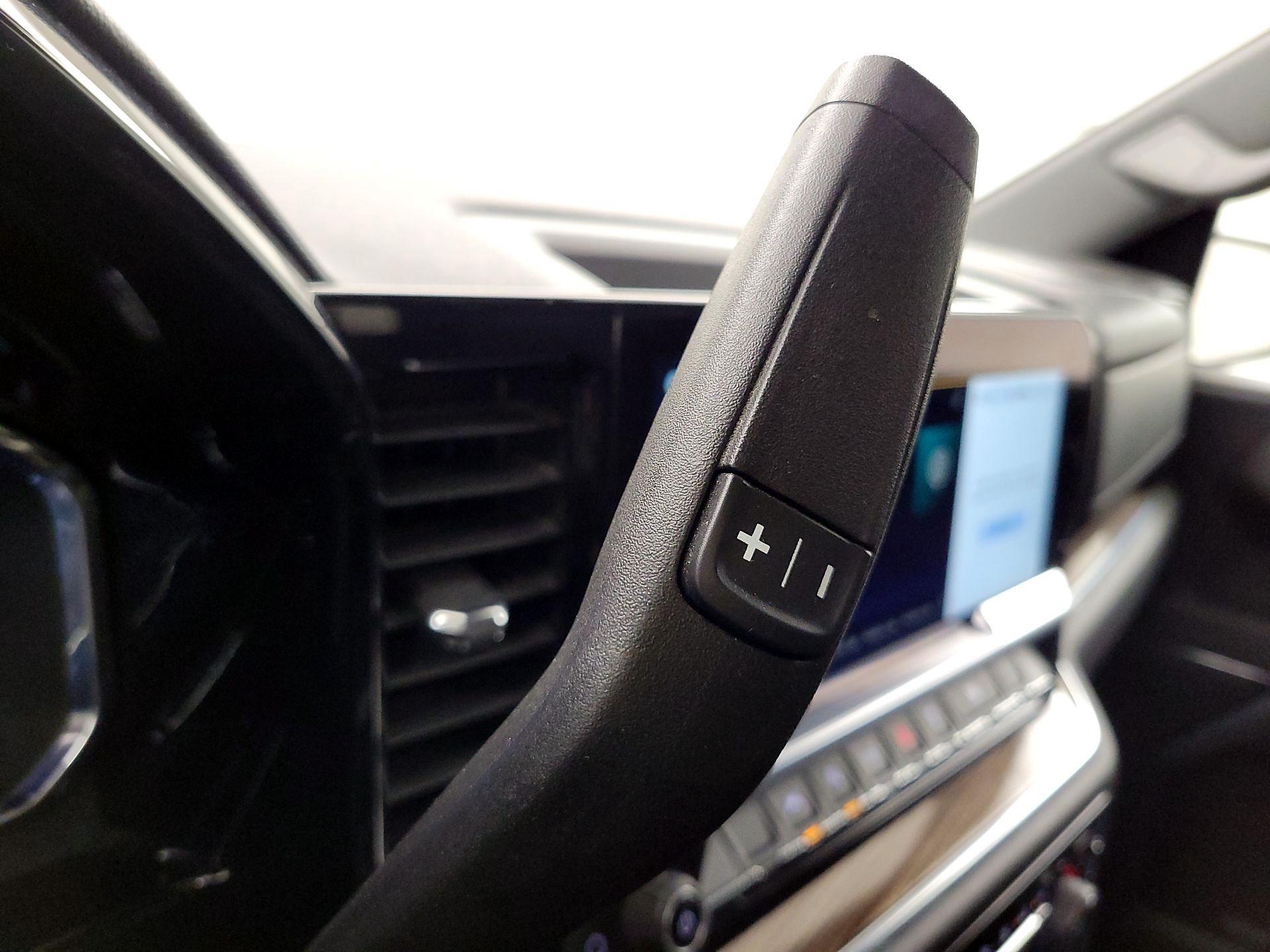 Thumbnail: 2023 Chevrolet Silverado 1500 - 18