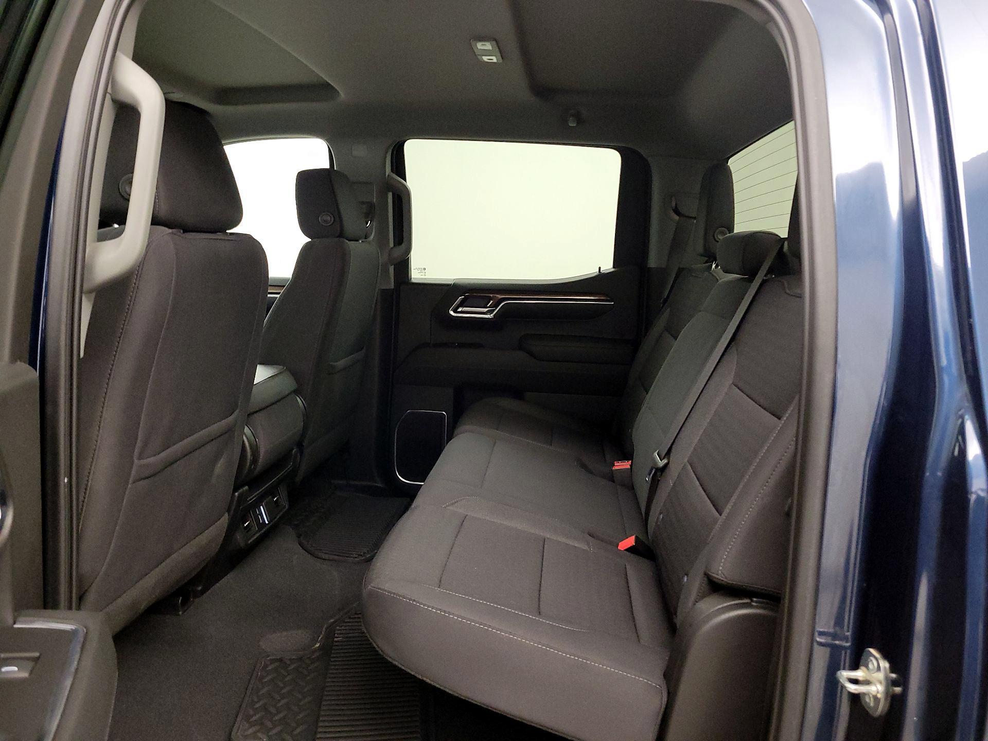 Thumbnail: 2023 Chevrolet Silverado 1500 - 20