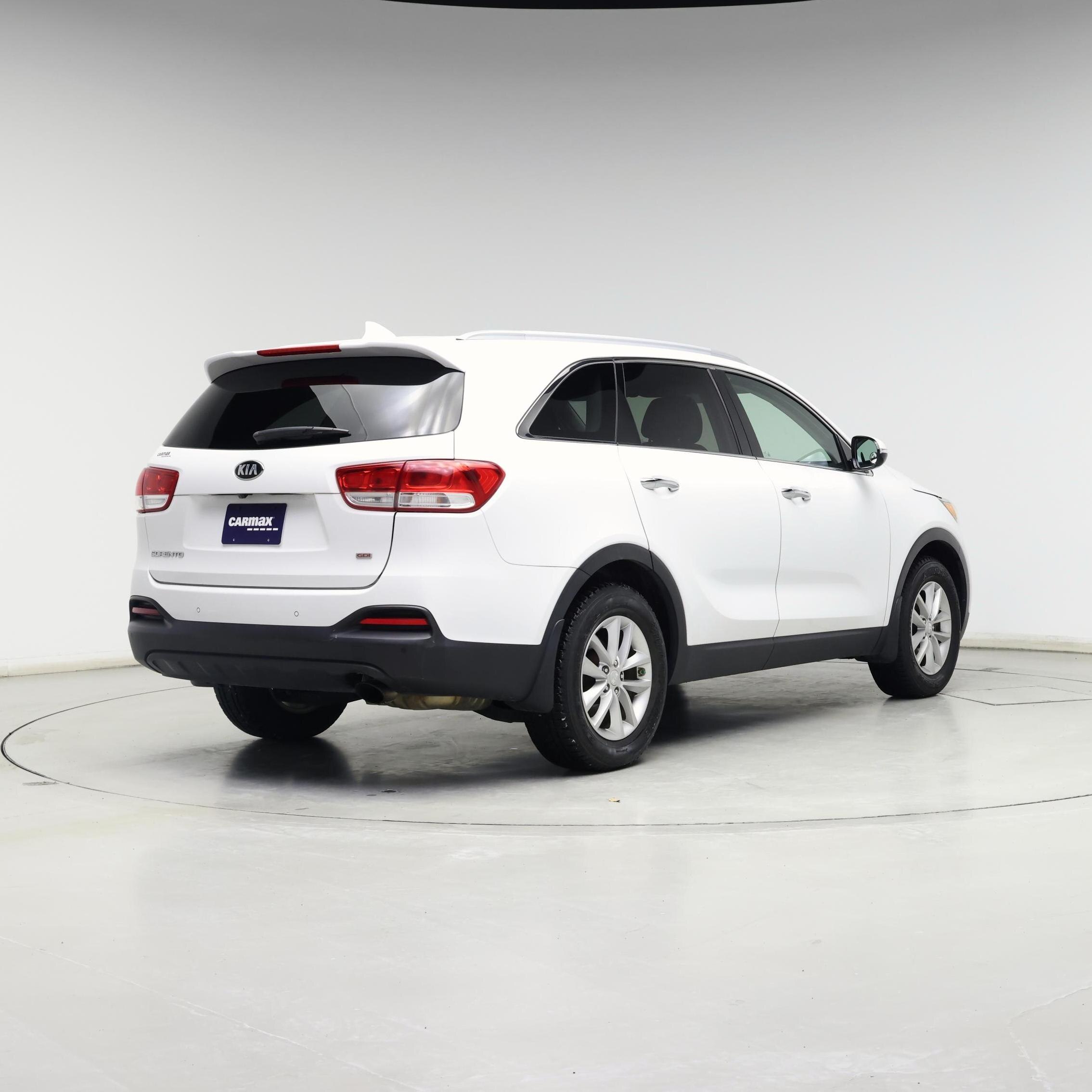 Thumbnail: 2016 Kia Sorento - 8