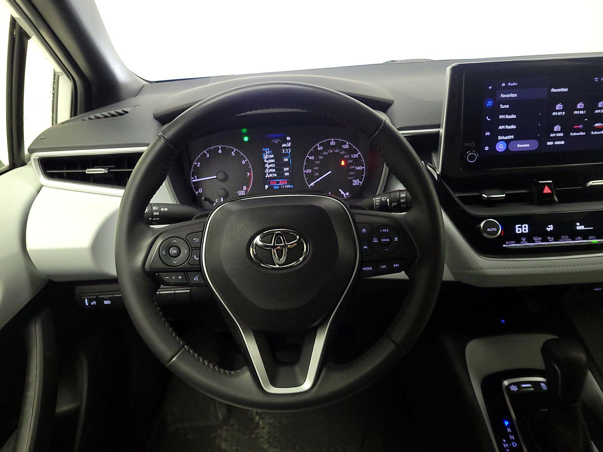 Thumbnail: 2024 Toyota Corolla - 10