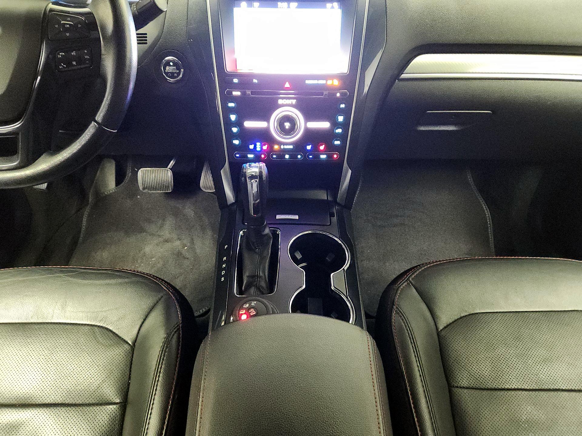 Thumbnail: 2018 Ford Explorer - 18