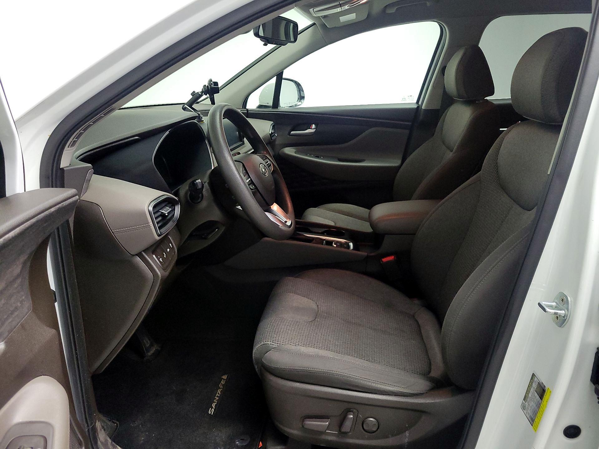 Thumbnail: 2019 Hyundai Santa Fe - 11