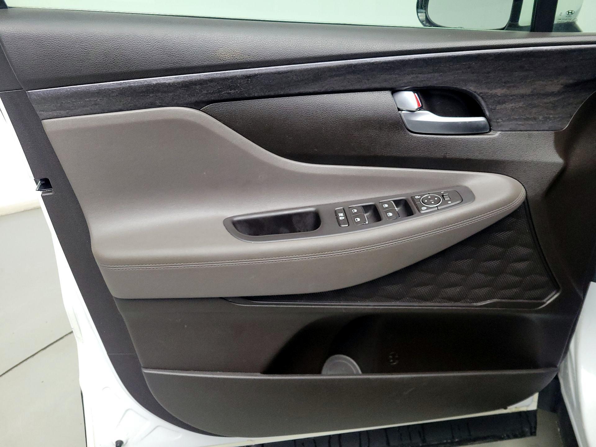 Thumbnail: 2019 Hyundai Santa Fe - 12