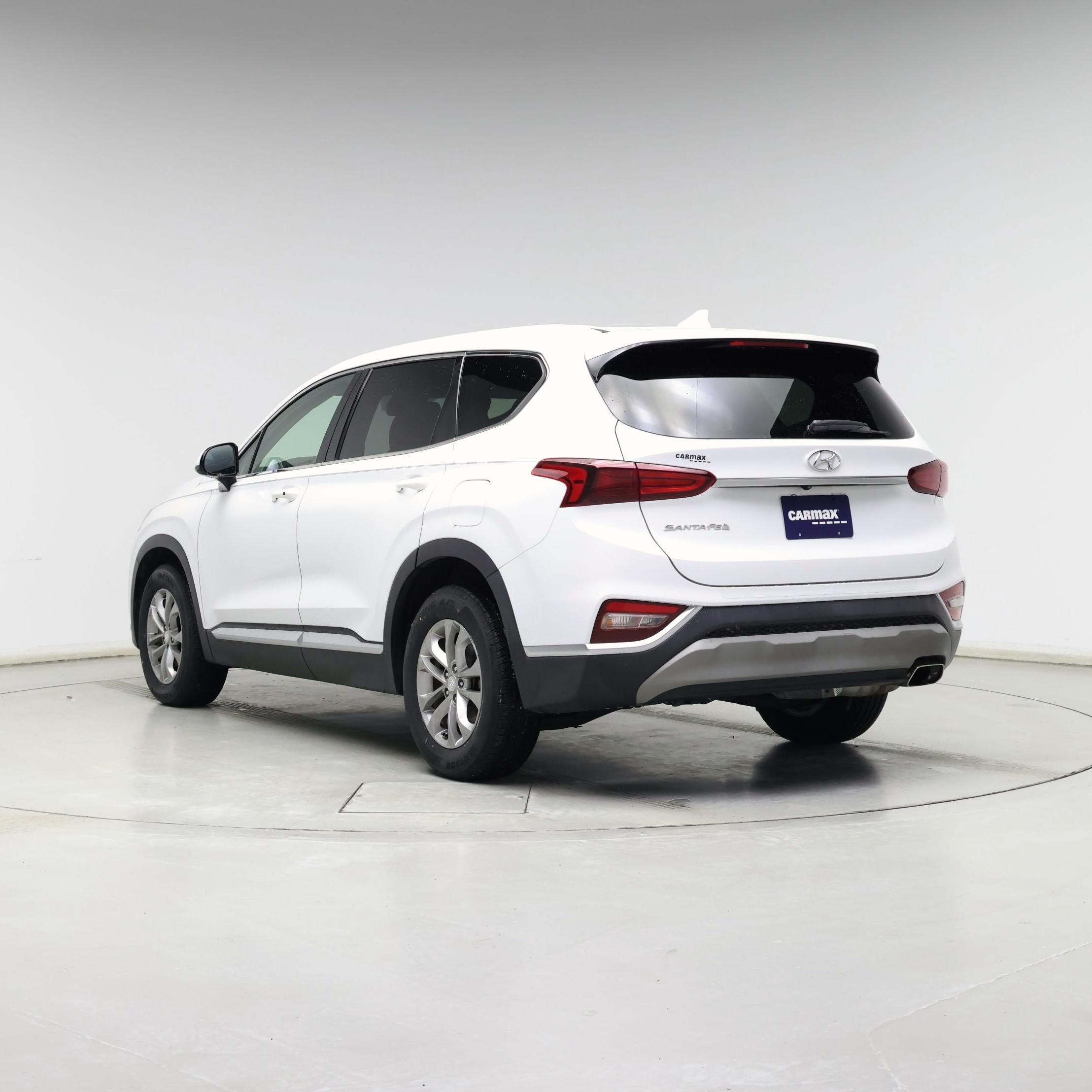 Thumbnail: 2019 Hyundai Santa Fe - 2
