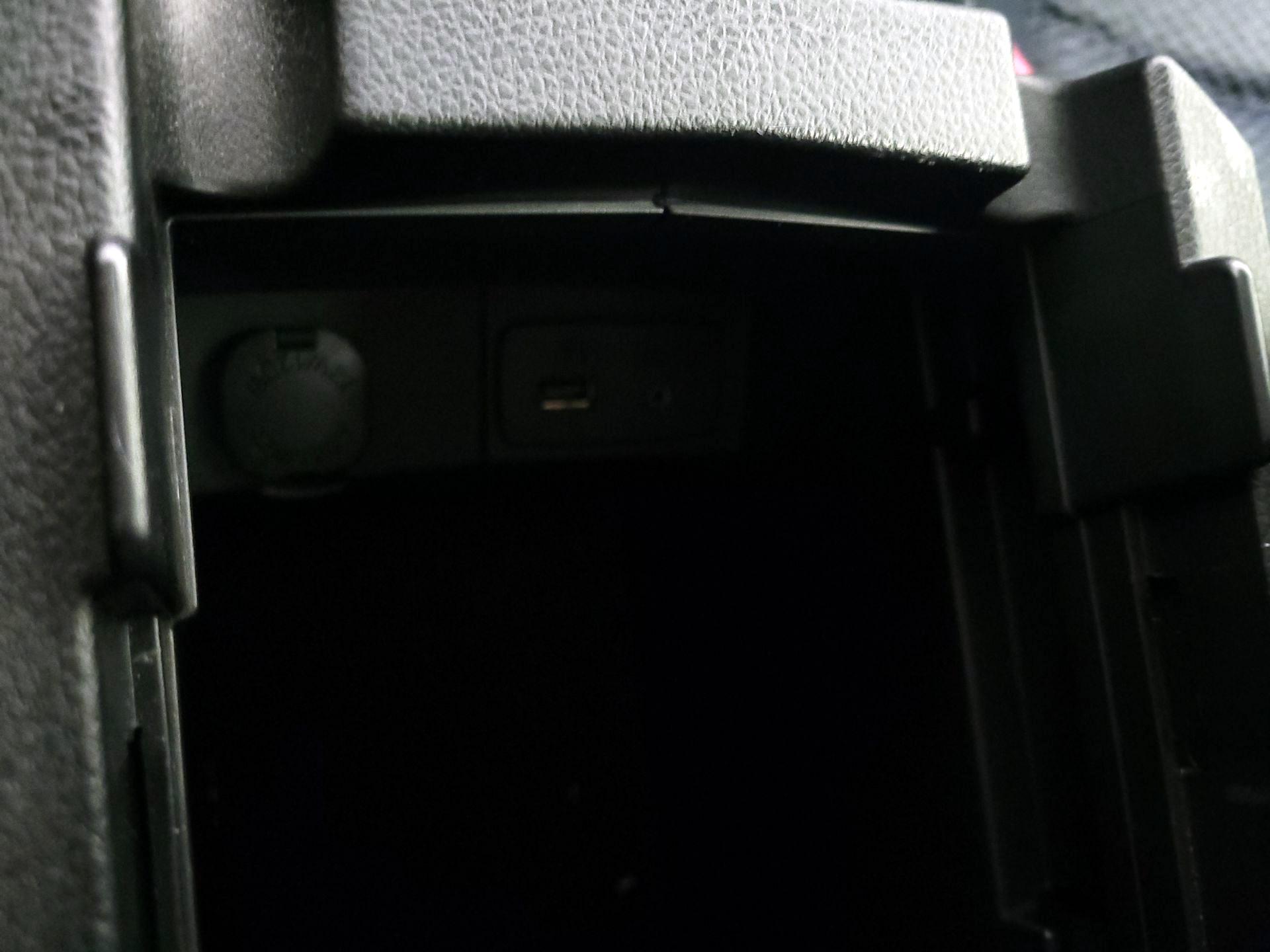 Thumbnail: 2015 Subaru Forester - 19