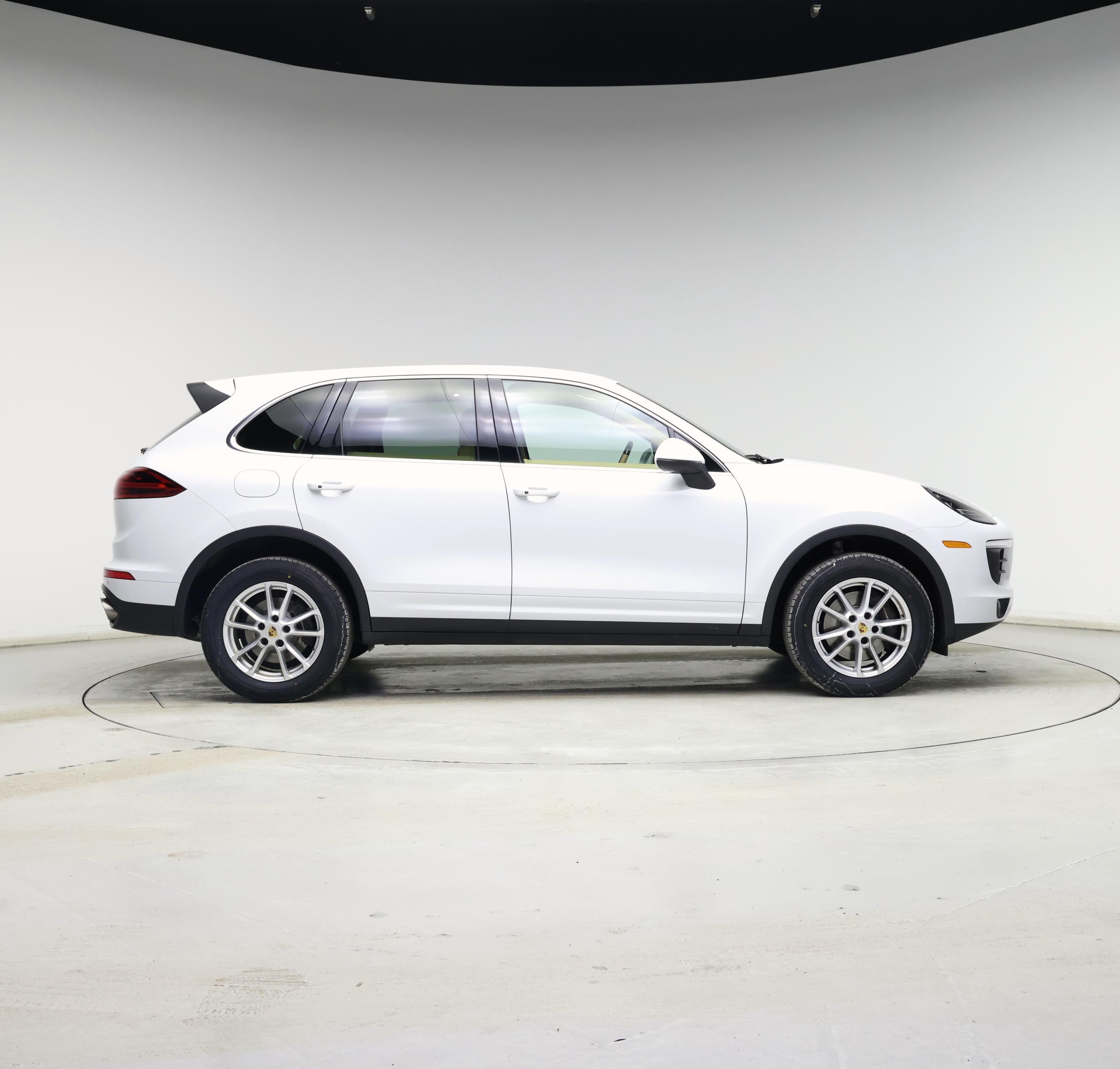 Thumbnail: 2016 Porsche Cayenne - 7