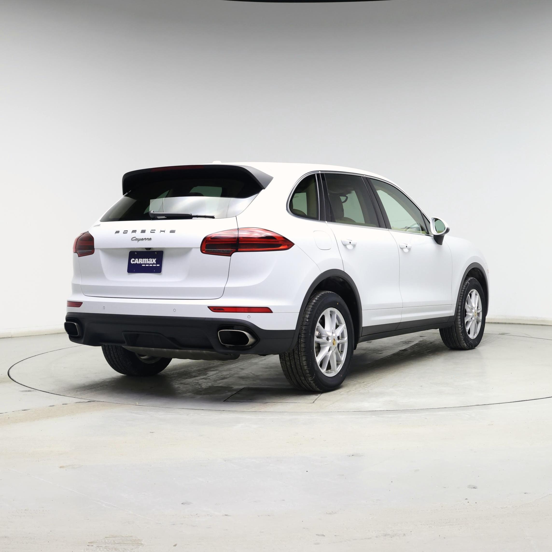 Thumbnail: 2016 Porsche Cayenne - 8