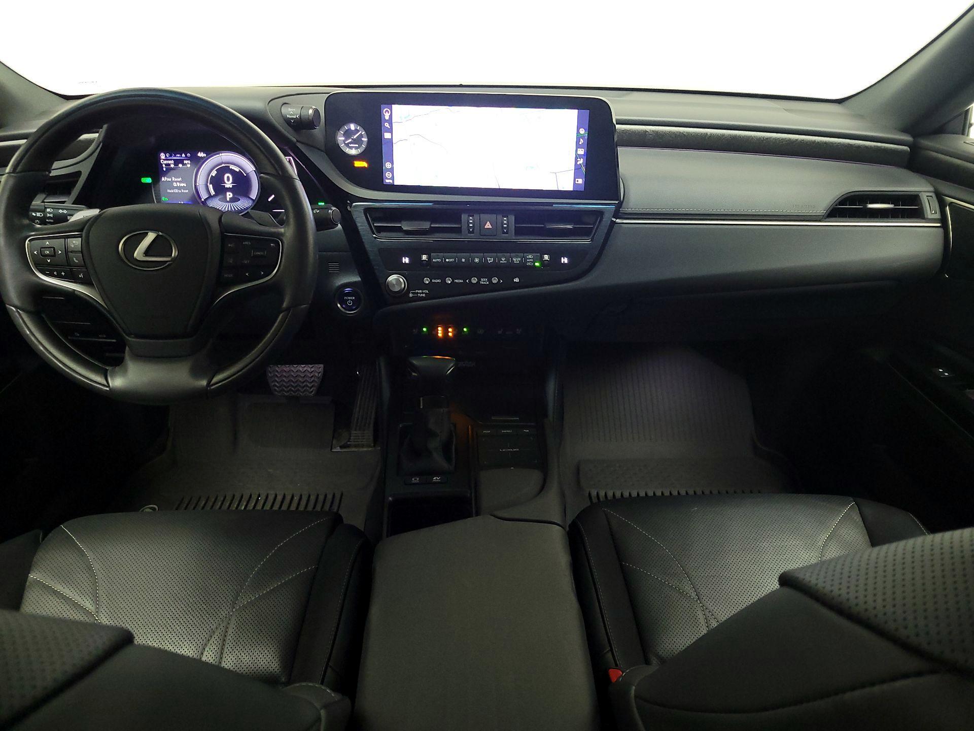 Thumbnail: 2022 Lexus ES - 9