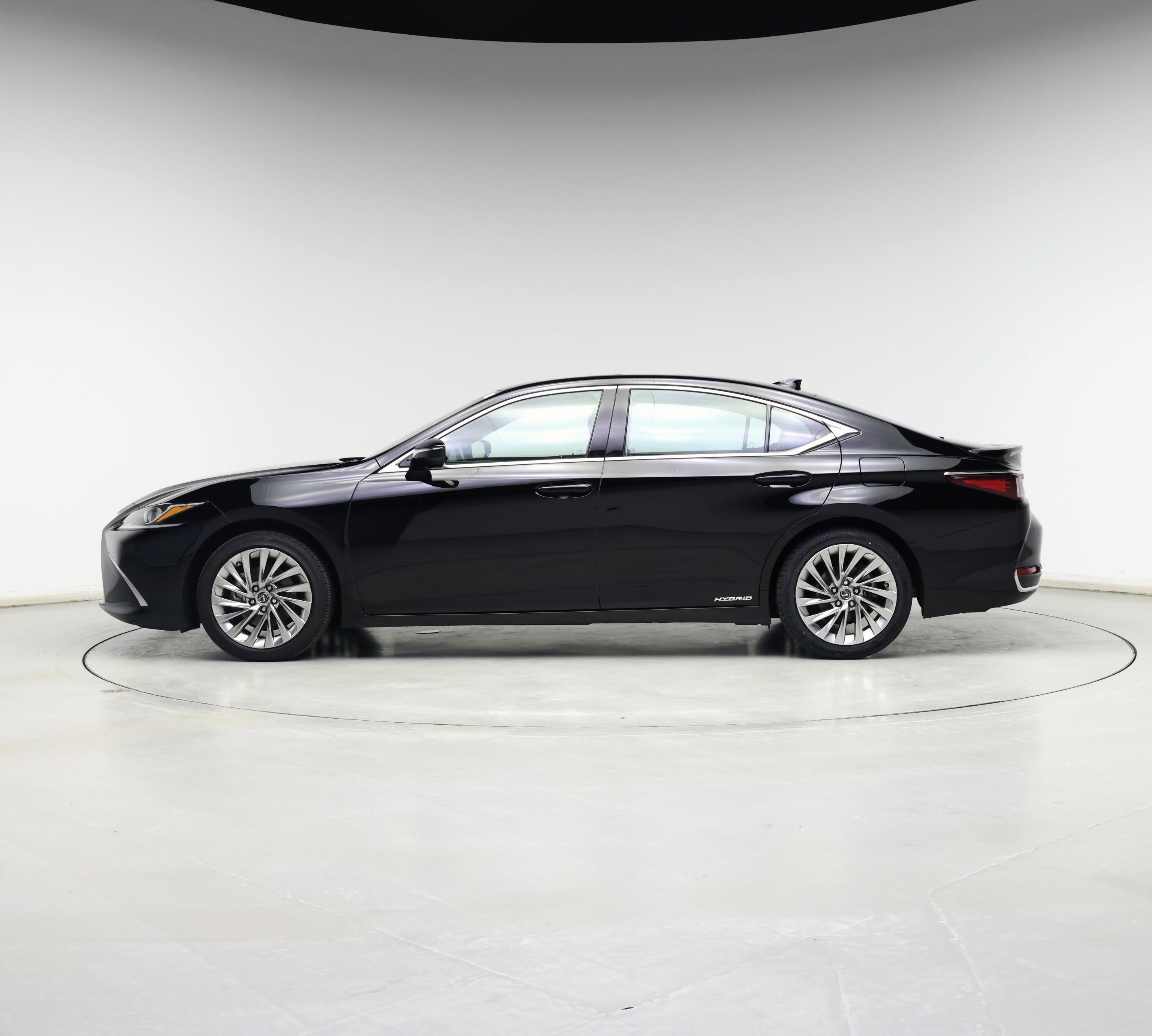 Thumbnail: 2022 Lexus ES - 3