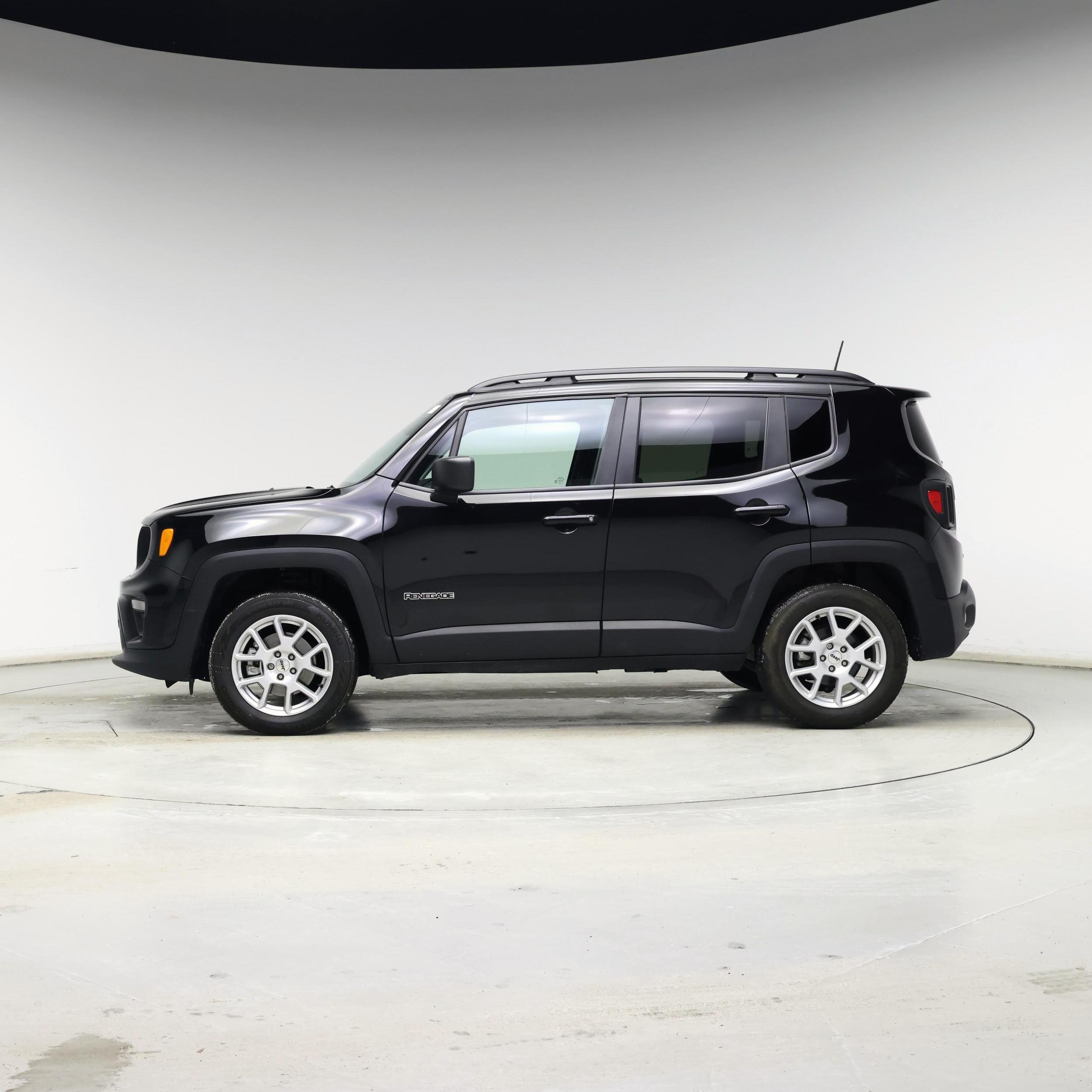 Thumbnail: 2022 Jeep Renegade - 3