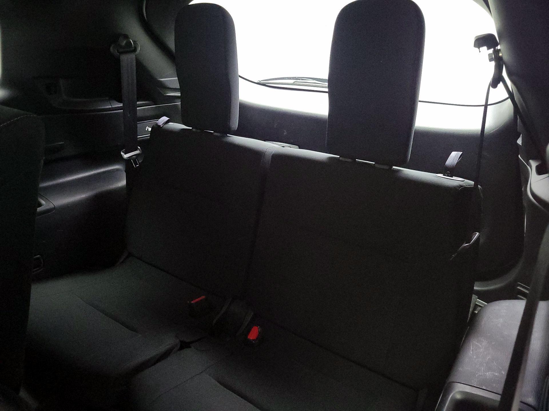 Thumbnail: 2023 Mitsubishi Outlander - 20