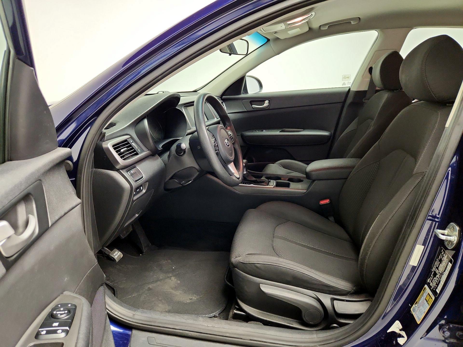 Thumbnail: 2018 Kia Optima - 11