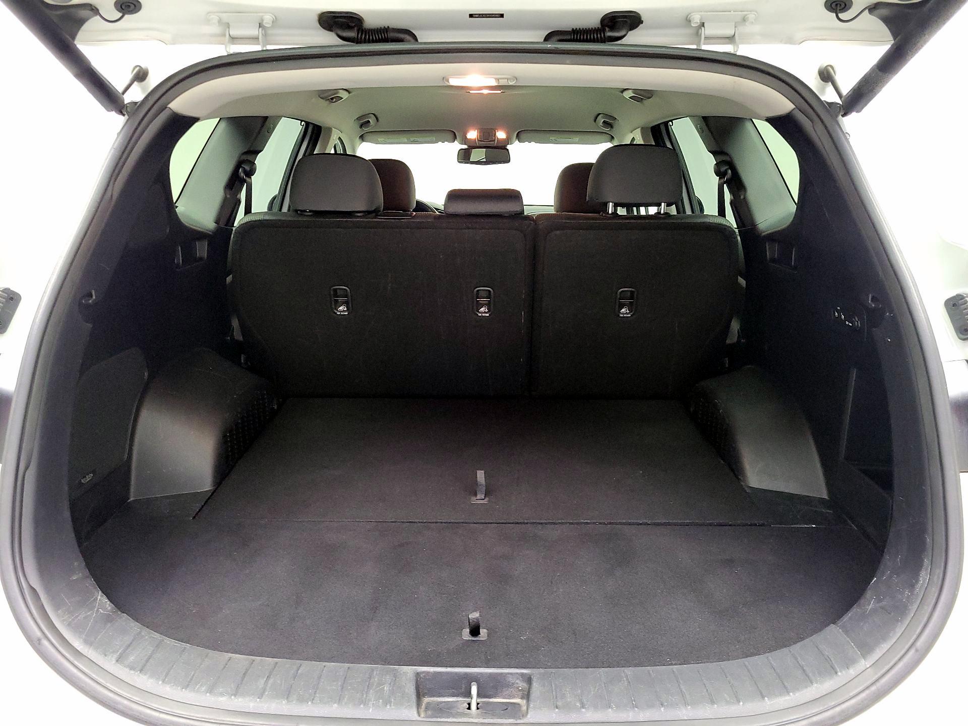 Thumbnail: 2019 Hyundai Santa Fe - 20