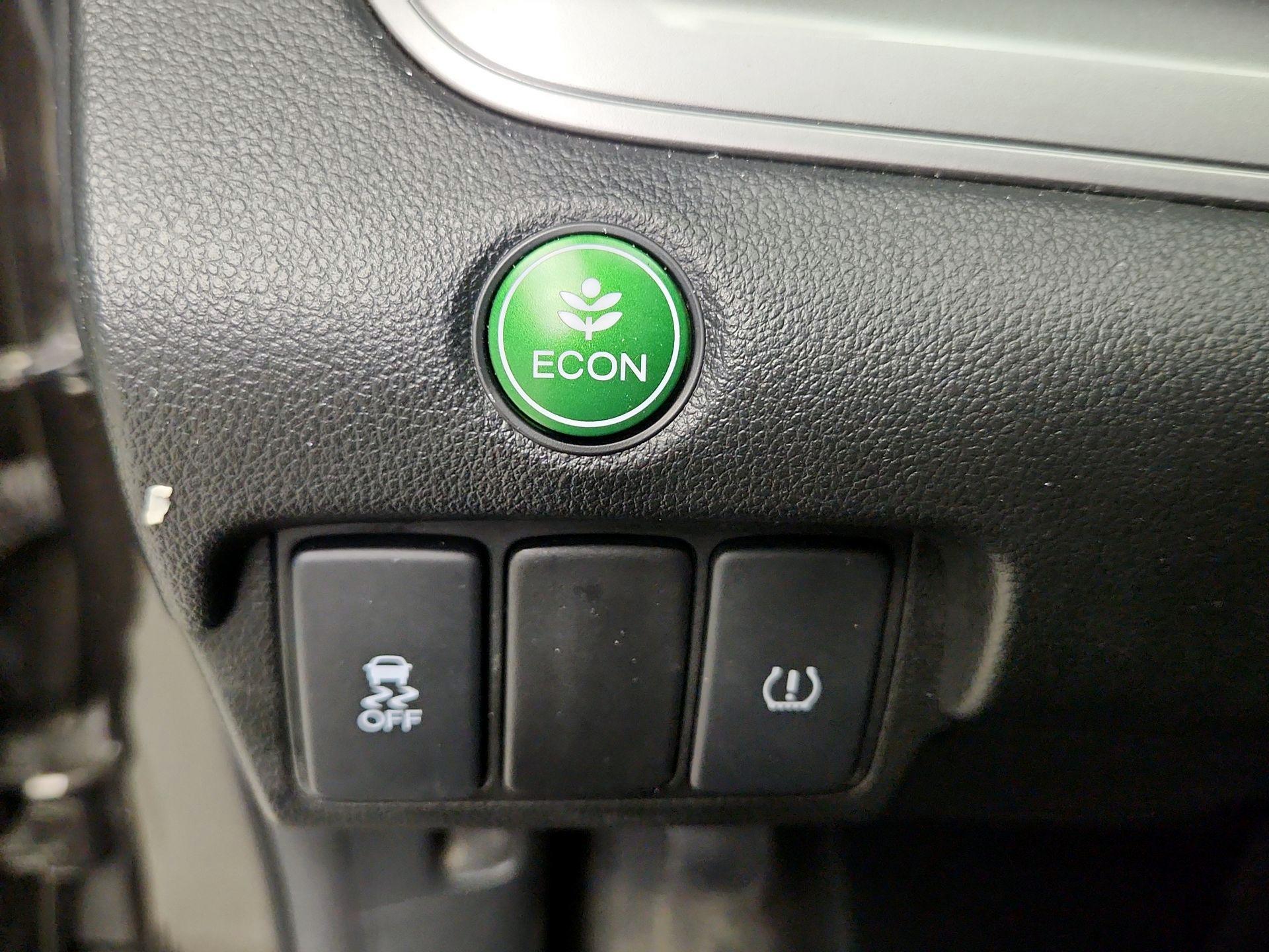 Thumbnail: 2015 Honda CR-V - 13