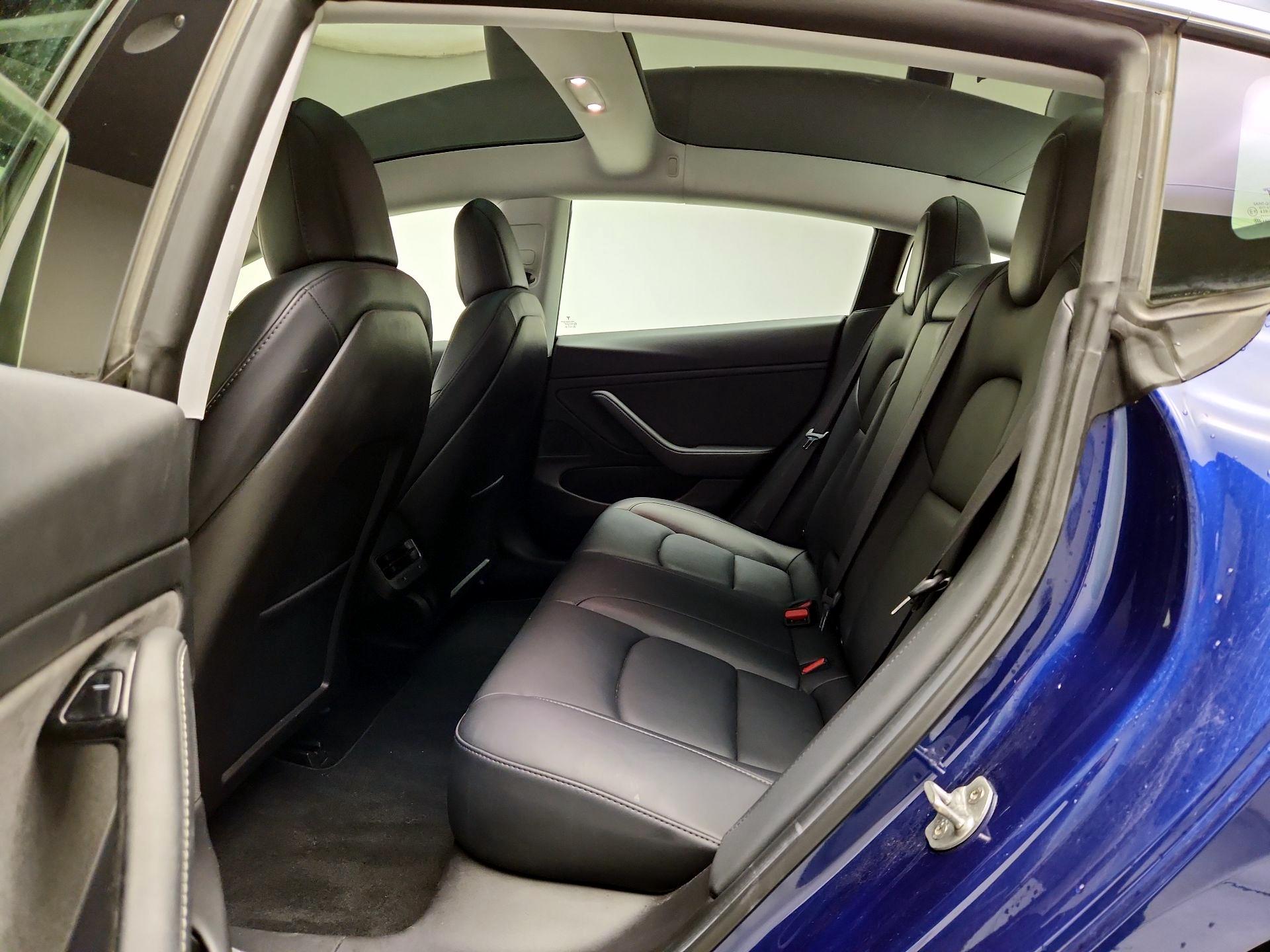 Thumbnail: 2020 Tesla Model 3 - 18