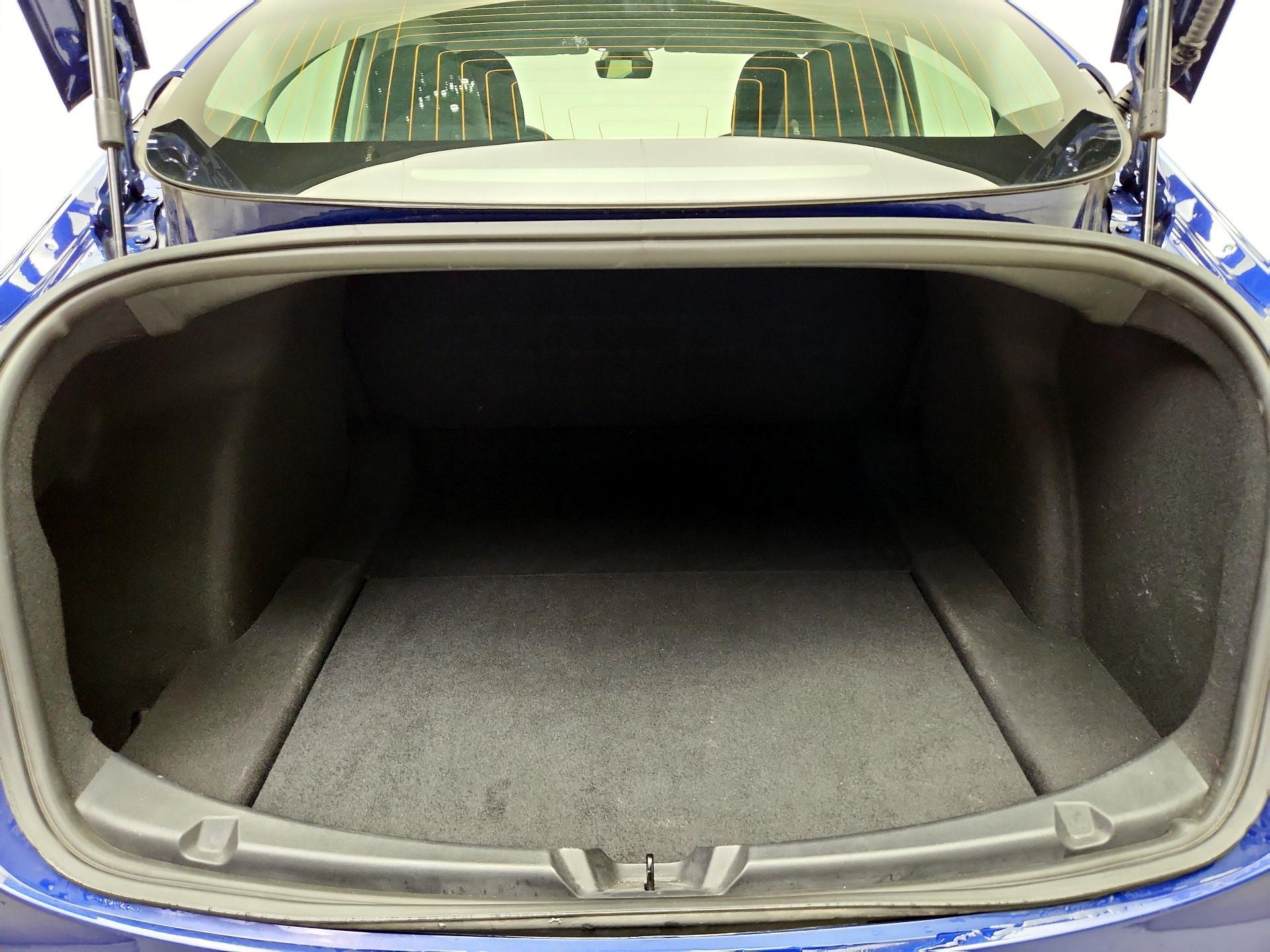 Thumbnail: 2020 Tesla Model 3 - 19