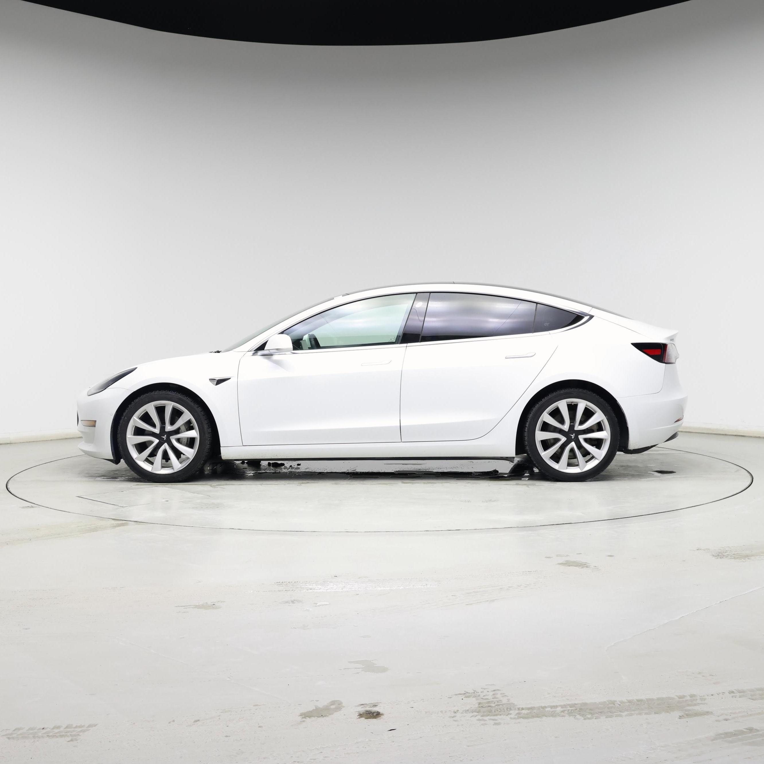 Thumbnail: 2019 Tesla Model 3 - 3