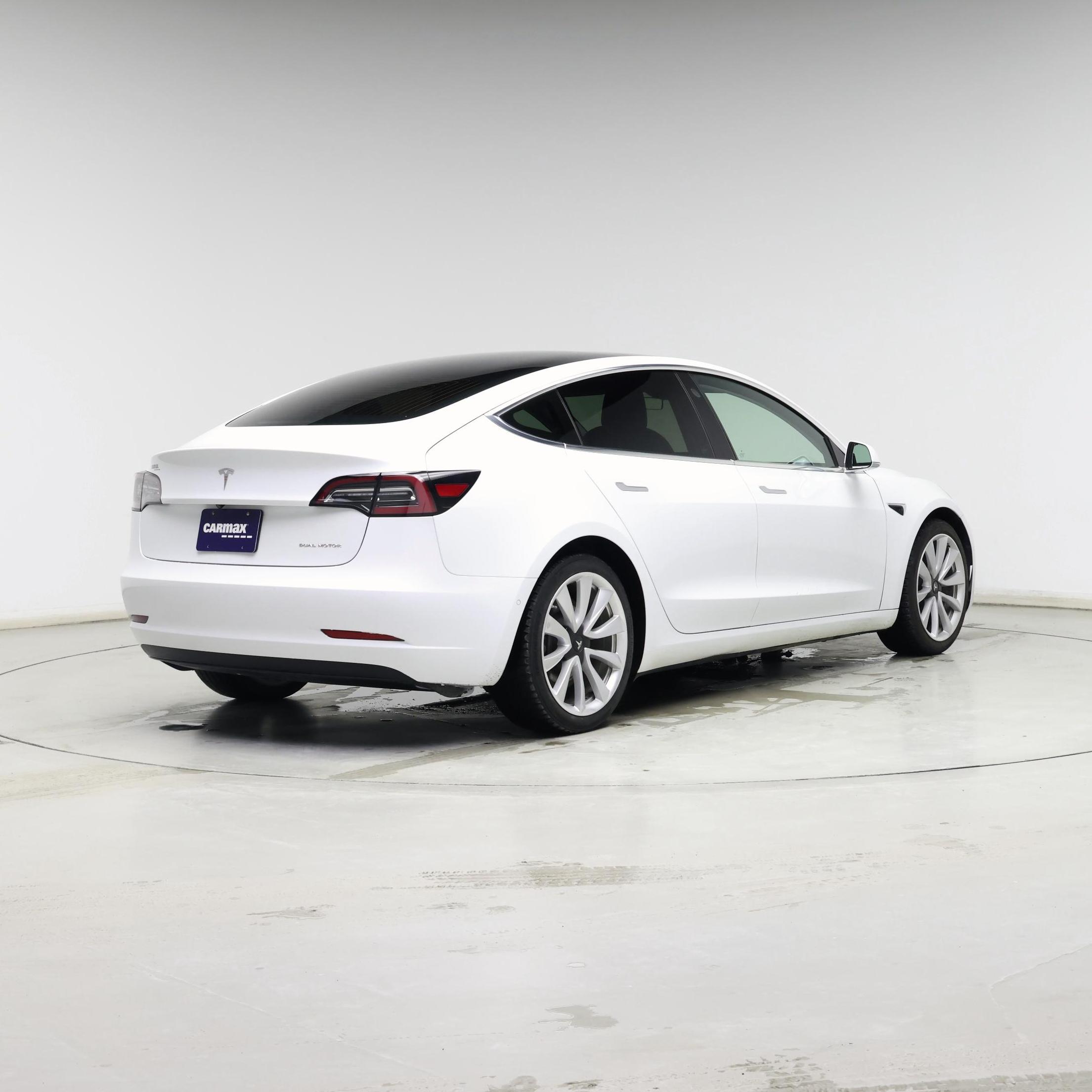 Thumbnail: 2019 Tesla Model 3 - 8