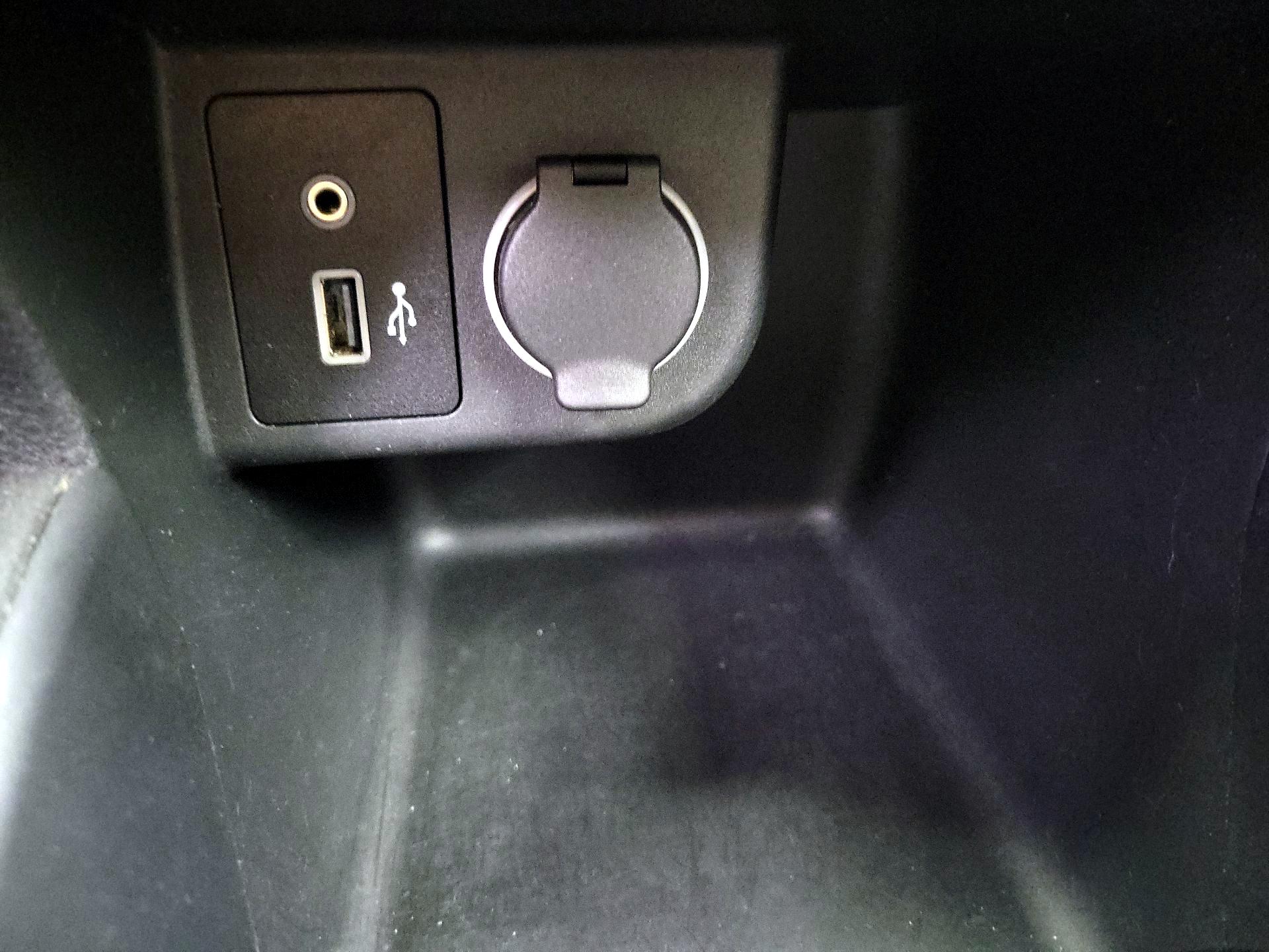 Thumbnail: 2022 Nissan Kicks - 18