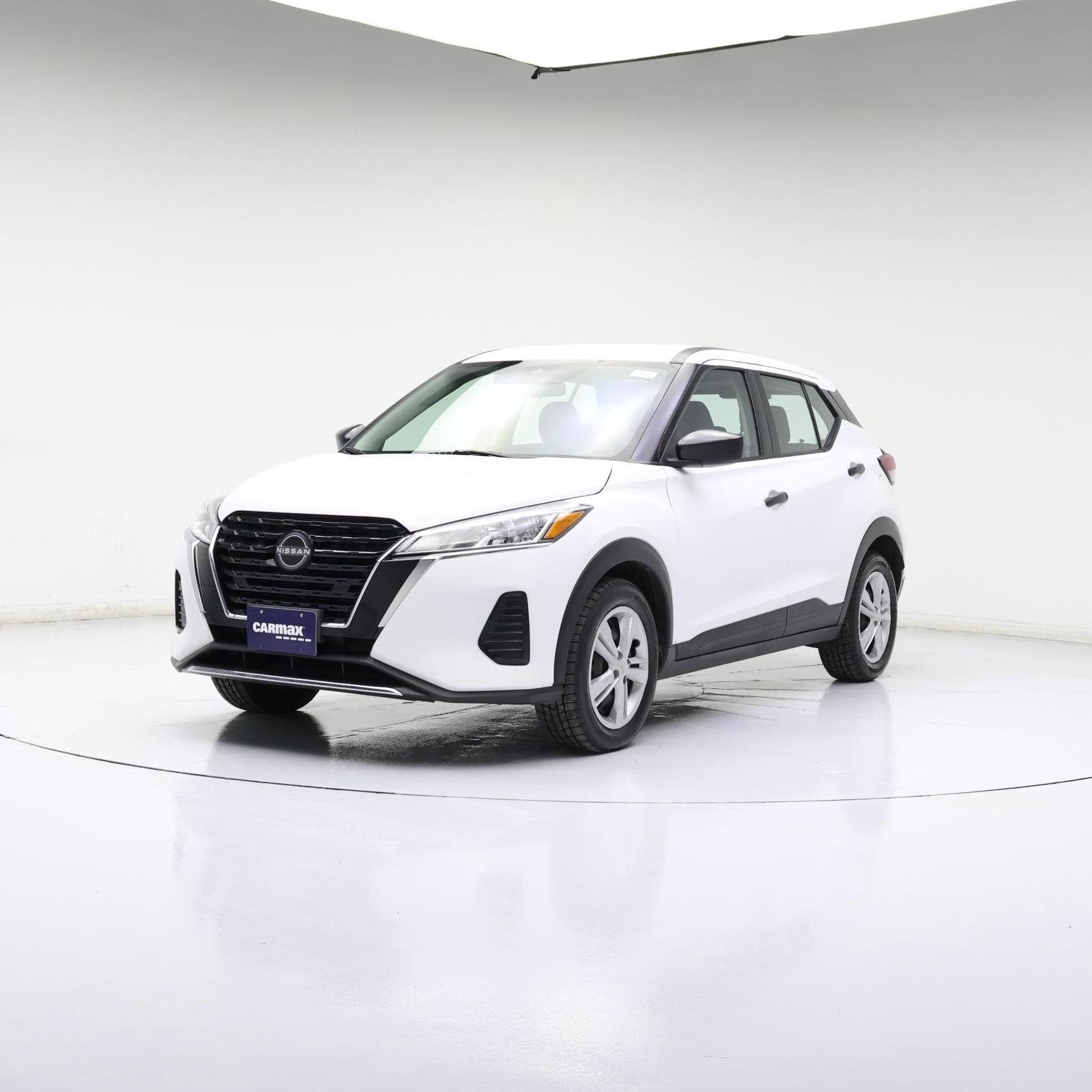 Thumbnail: 2022 Nissan Kicks - 4