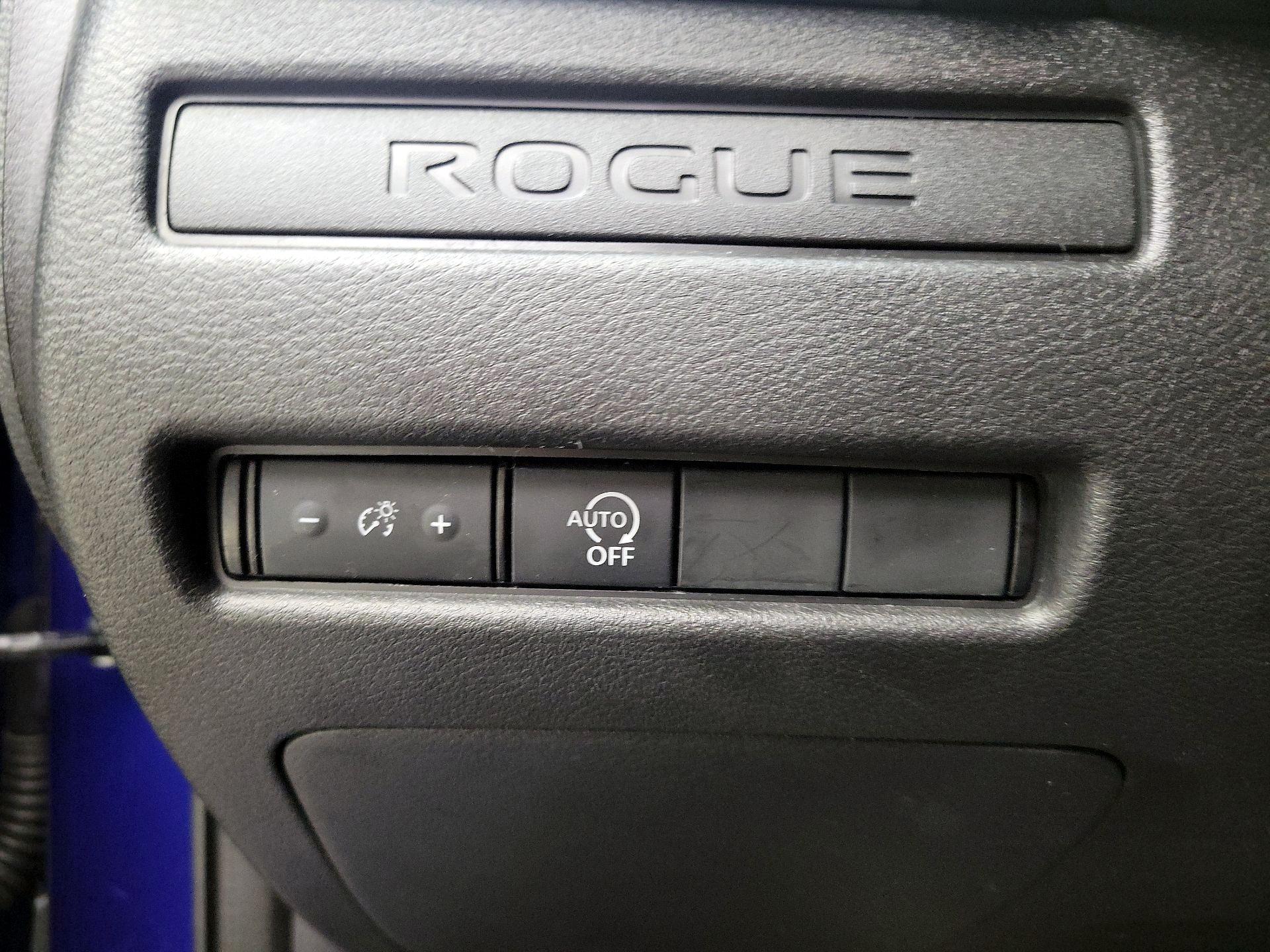 Thumbnail: 2023 Nissan Rogue - 13