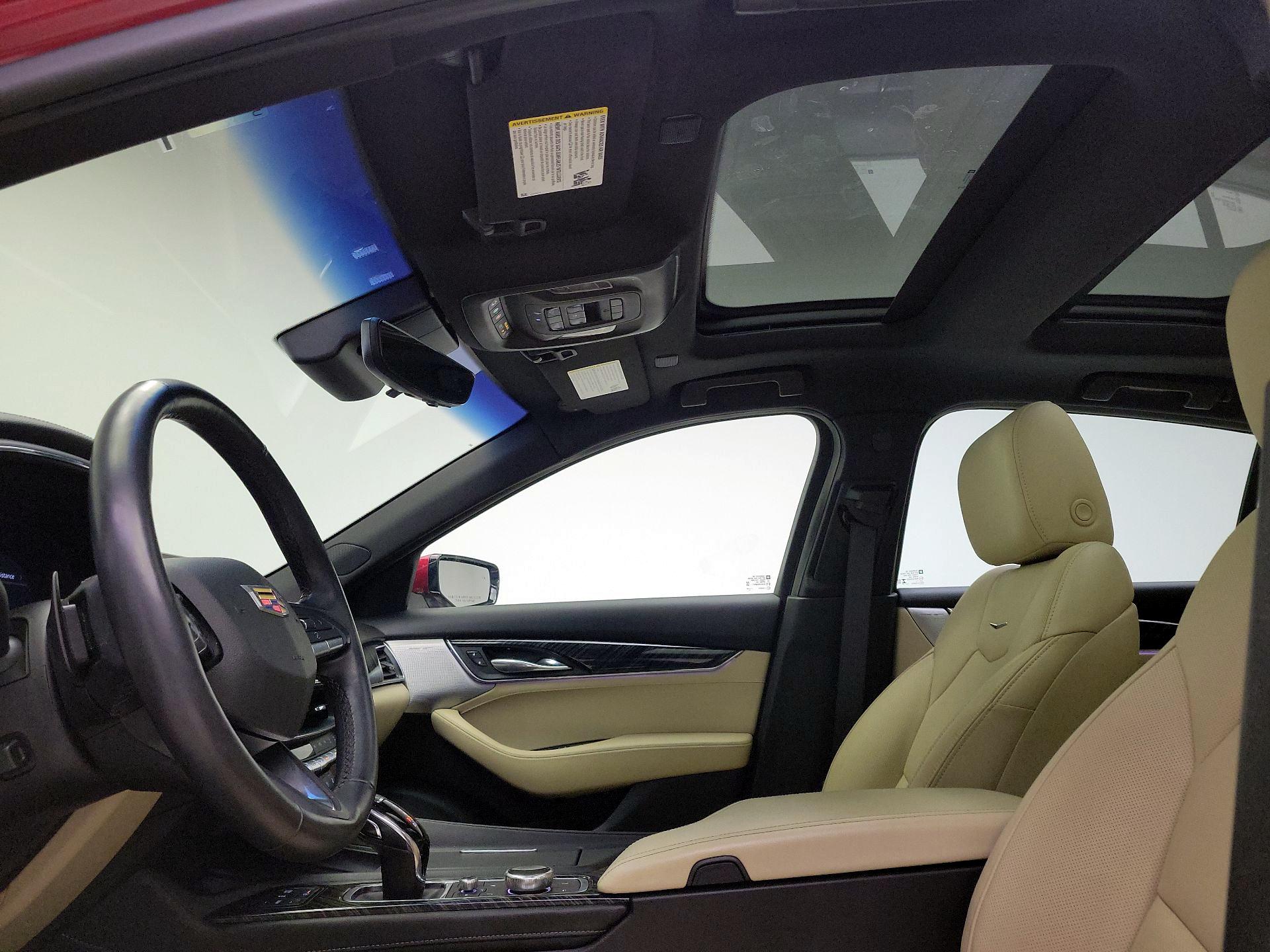 Thumbnail: 2023 Cadillac CT5 - 17