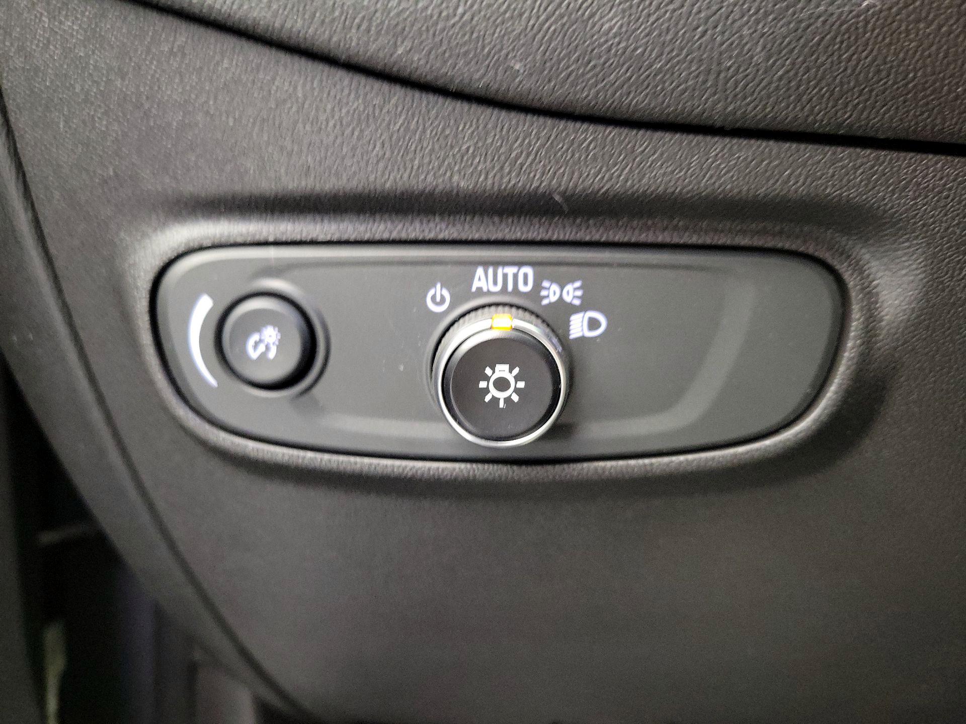 Thumbnail: 2023 Chevrolet Equinox - 13