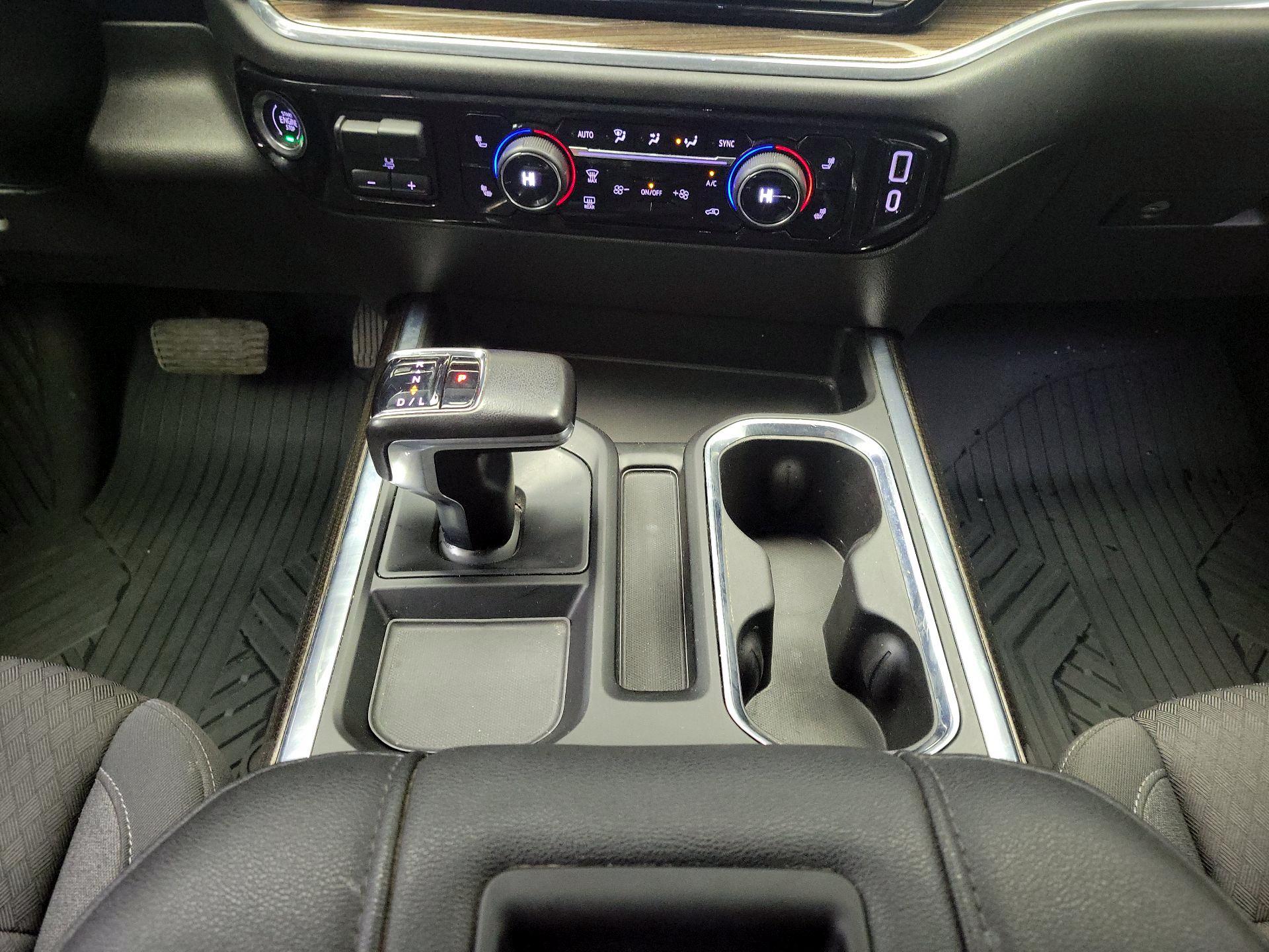 Thumbnail: 2022 Chevrolet Silverado 1500 - 17