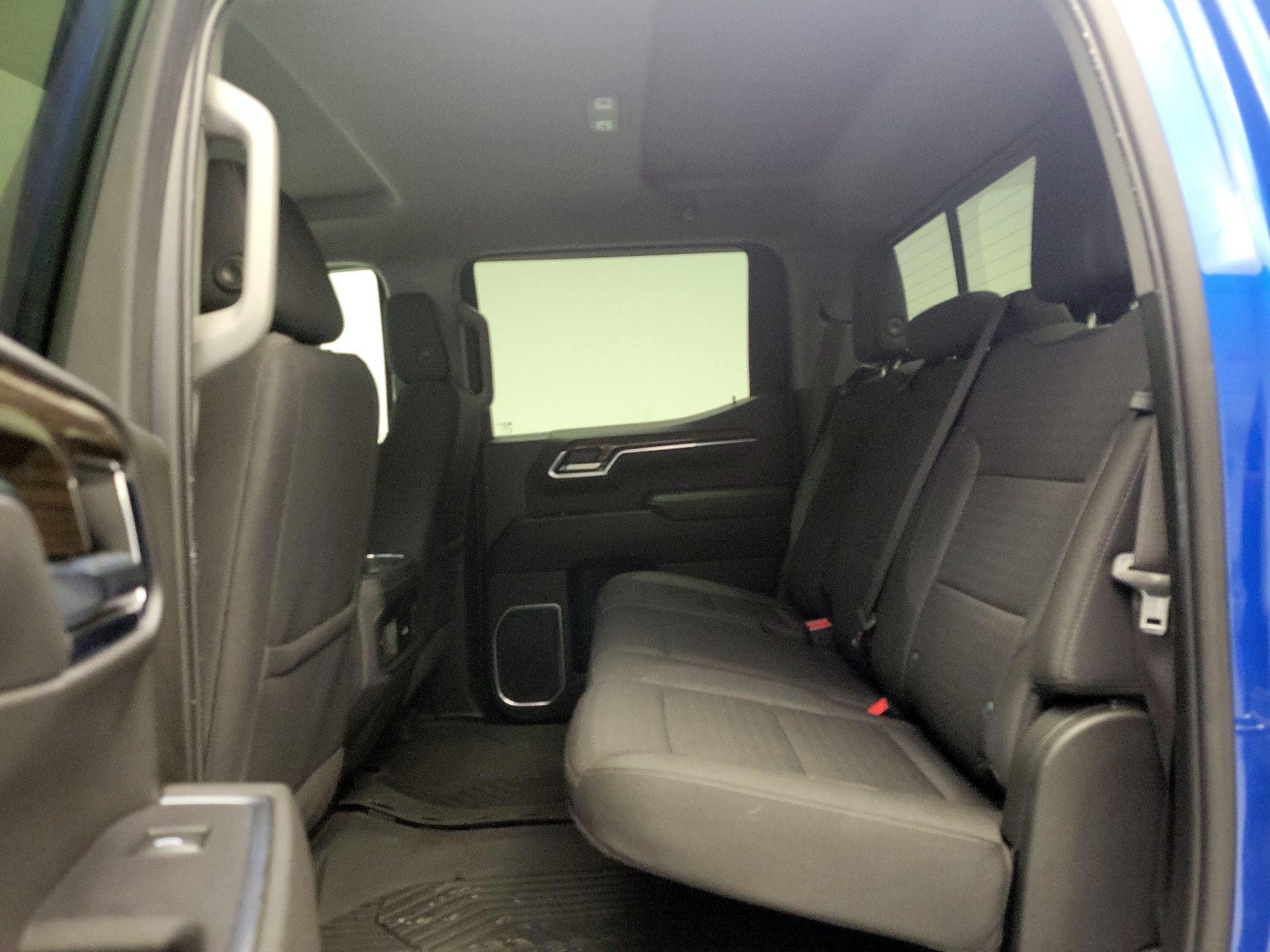 Thumbnail: 2022 Chevrolet Silverado 1500 - 19