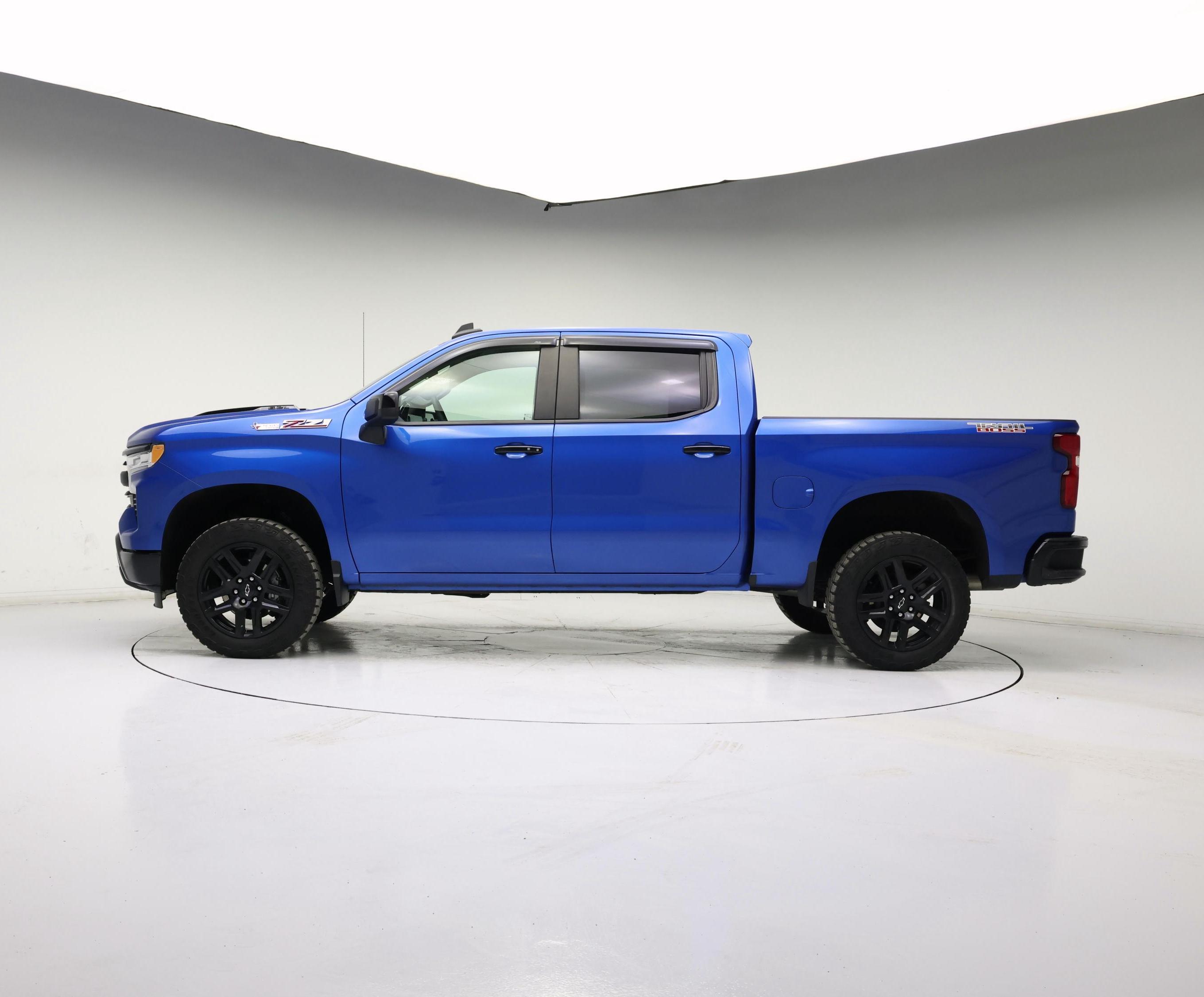 Thumbnail: 2022 Chevrolet Silverado 1500 - 3