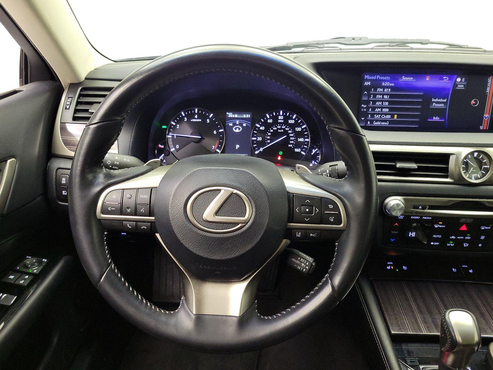 Thumbnail: 2020 Lexus GS - 10