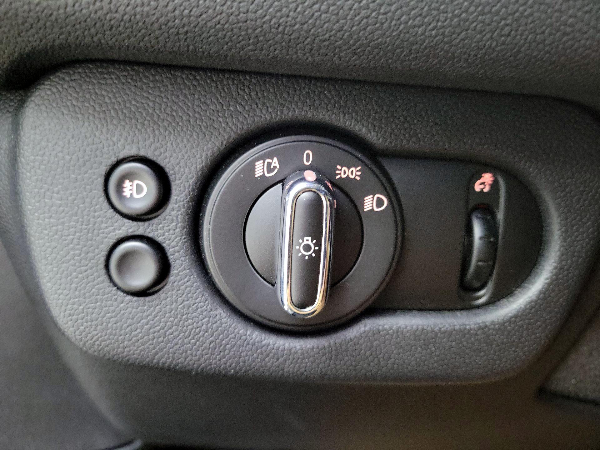 Thumbnail: 2023 MINI Cooper Clubman - 13