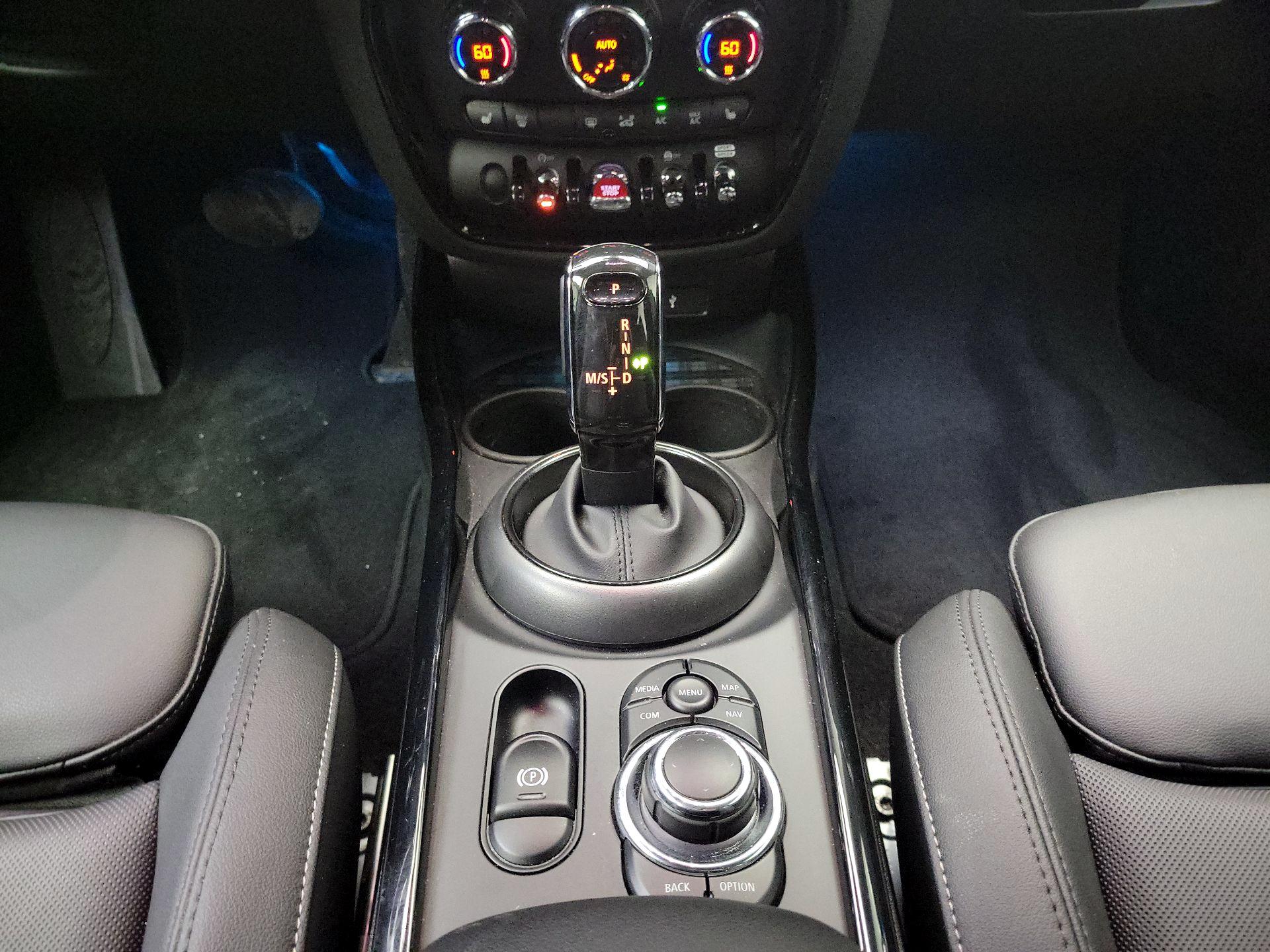 Thumbnail: 2023 MINI Cooper Clubman - 18