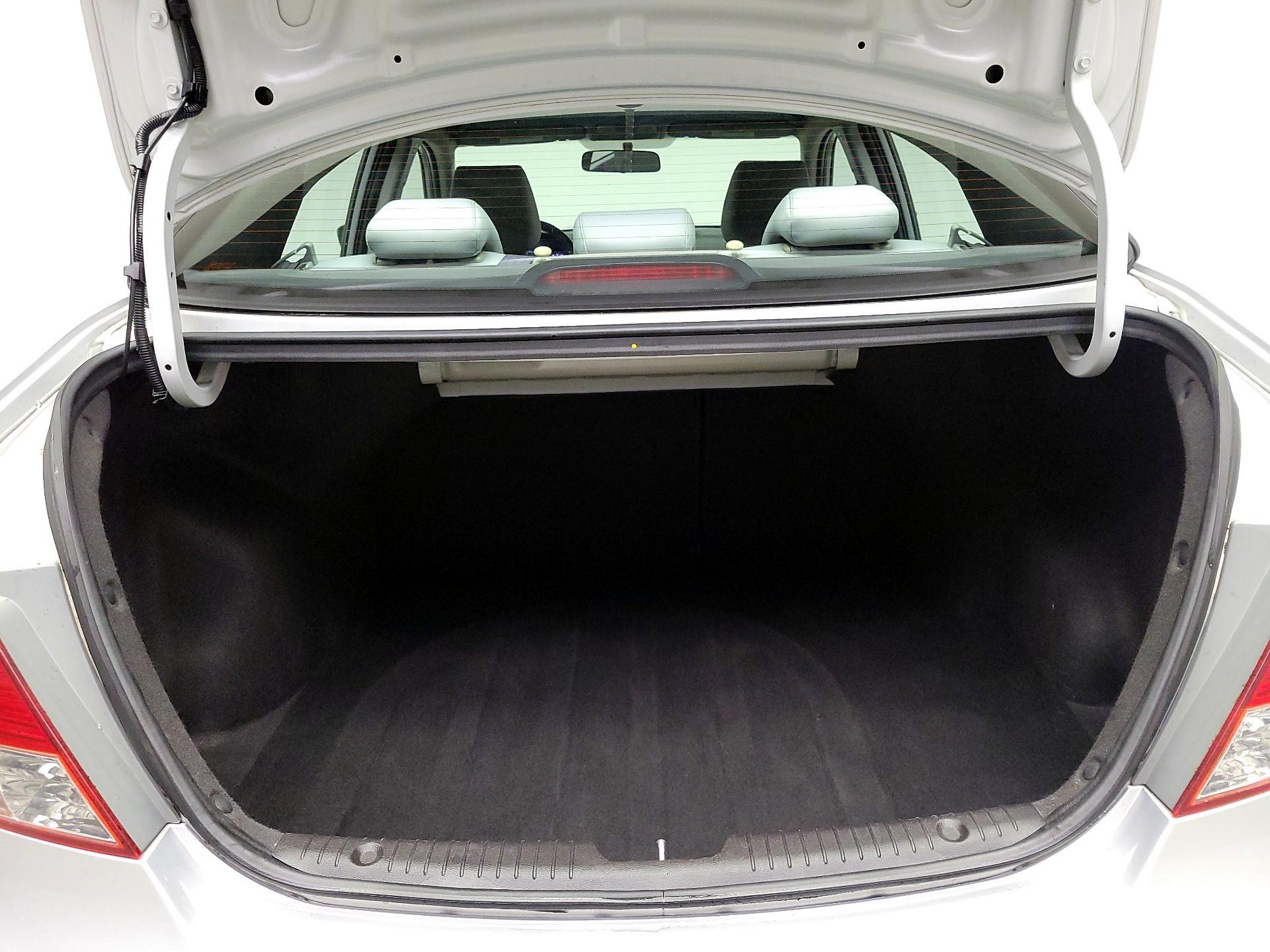 Thumbnail: 2014 Hyundai Accent - 19