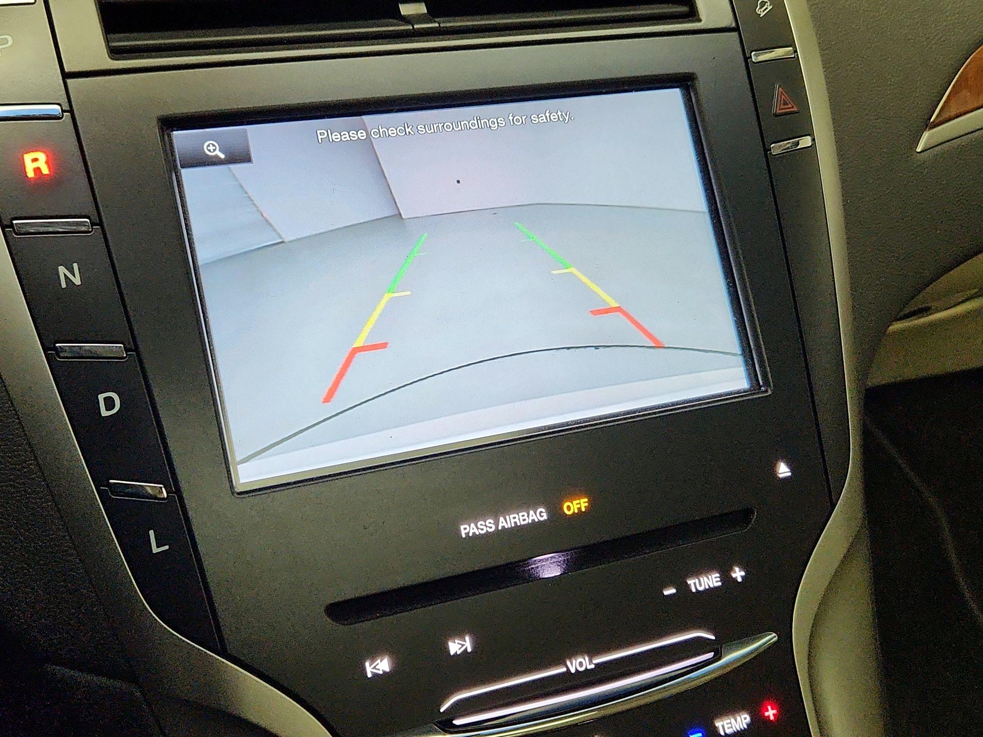 Thumbnail: 2015 Lincoln MKZ - 15