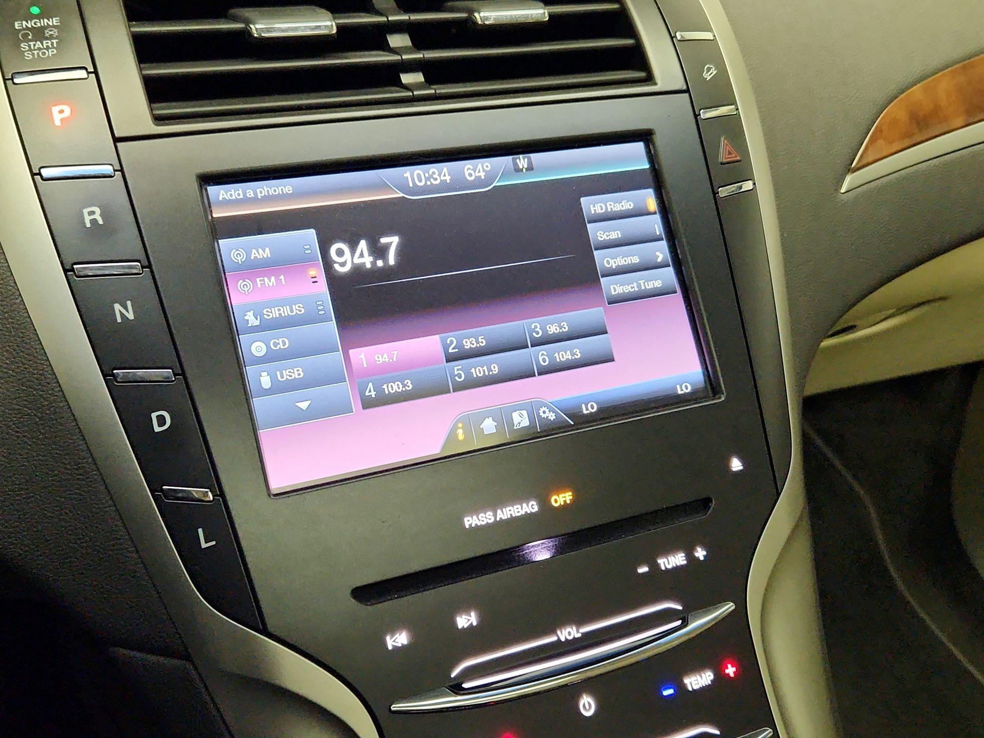 Thumbnail: 2015 Lincoln MKZ - 16