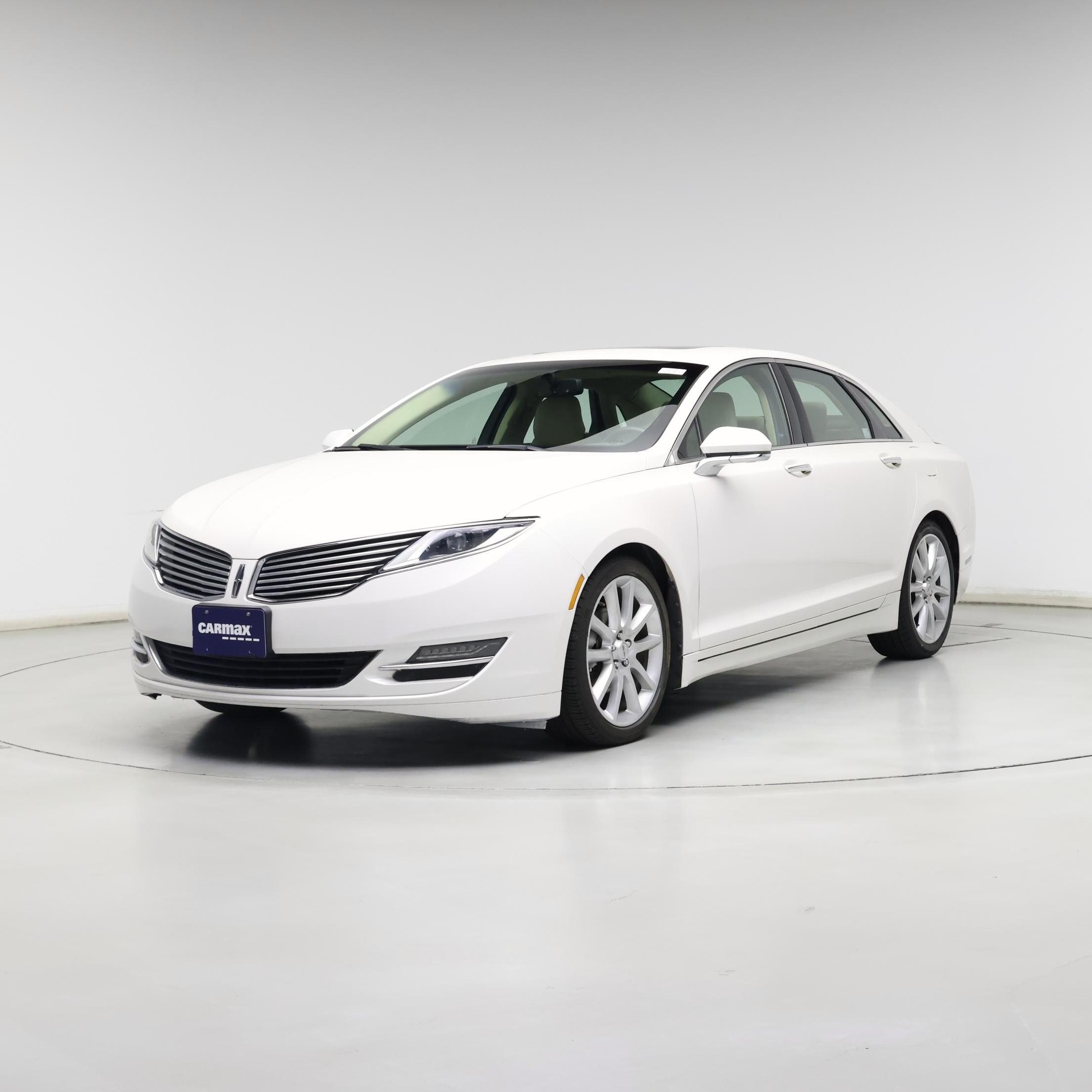 Thumbnail: 2015 Lincoln MKZ - 4