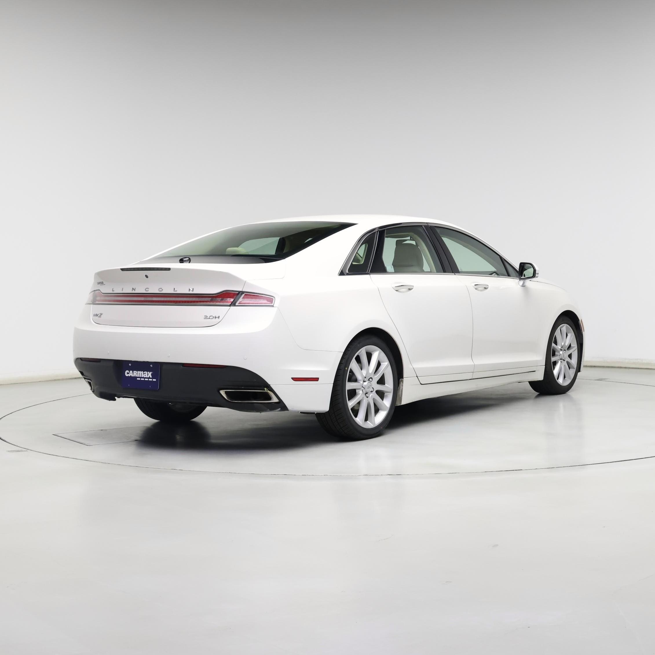 Thumbnail: 2015 Lincoln MKZ - 8
