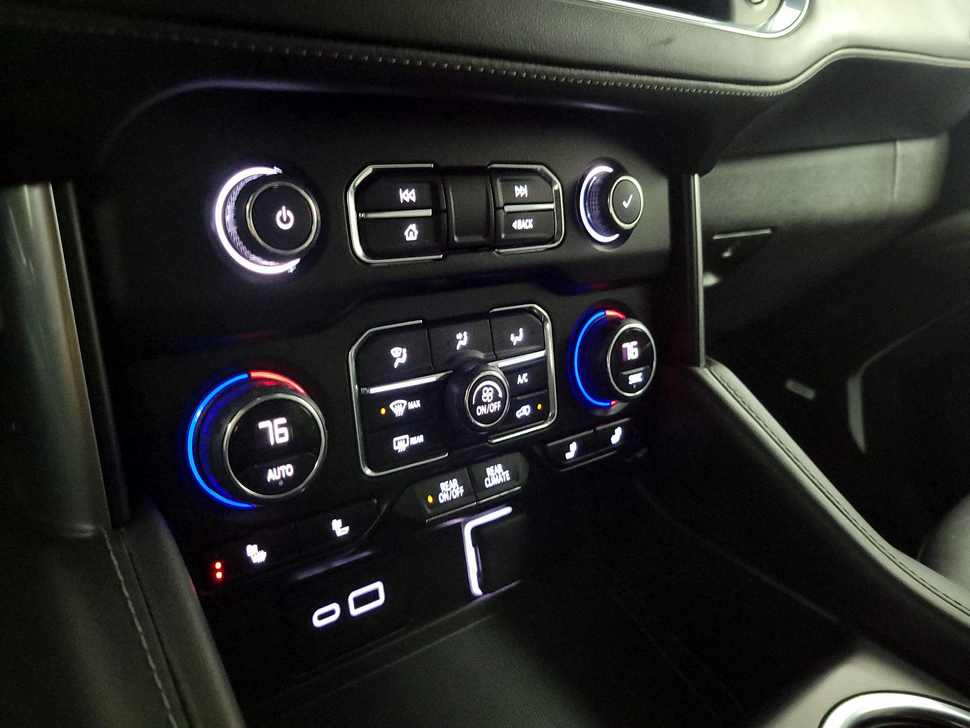 Thumbnail: 2024 Chevrolet Tahoe - 16