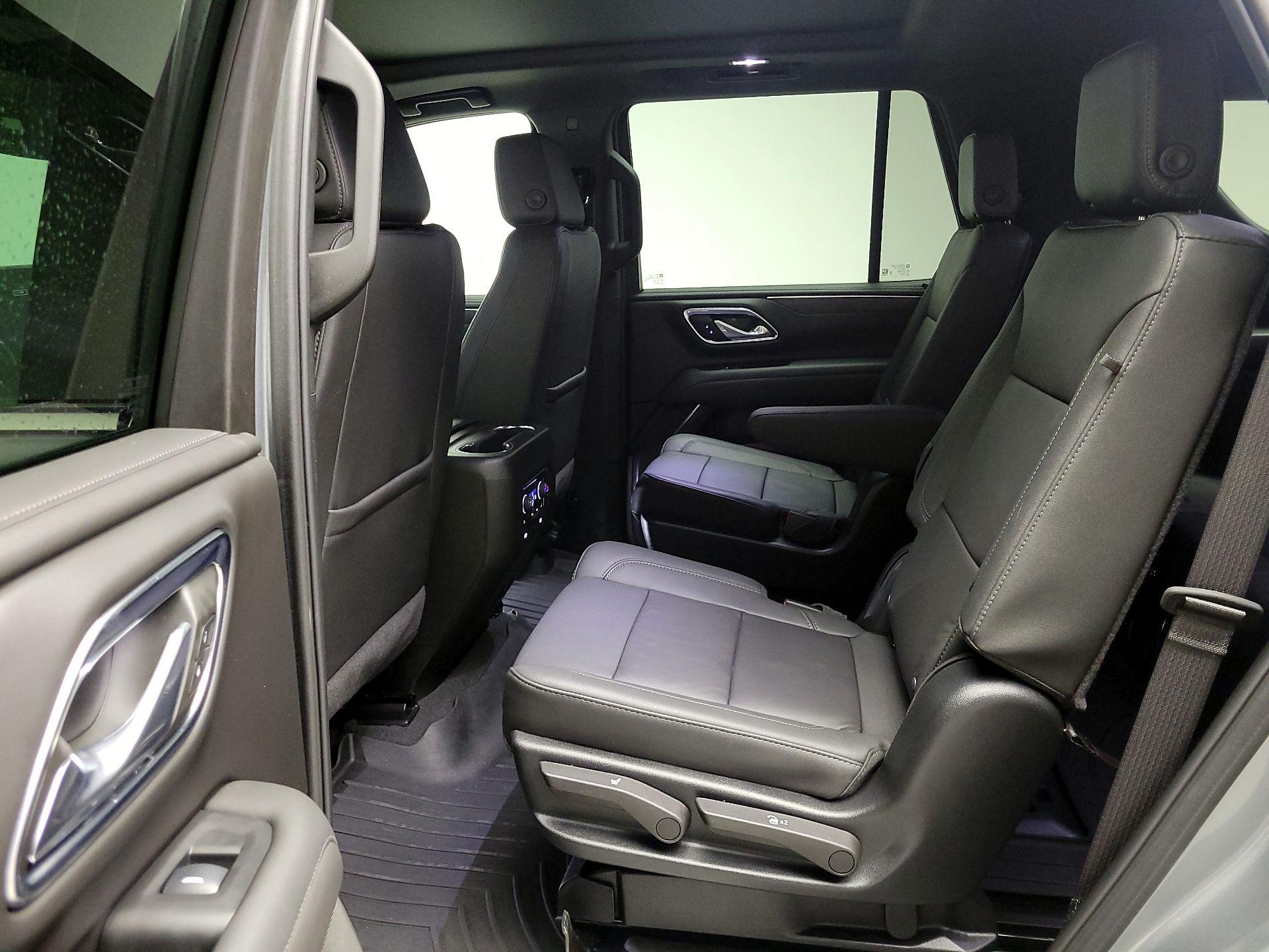 Thumbnail: 2024 Chevrolet Tahoe - 20