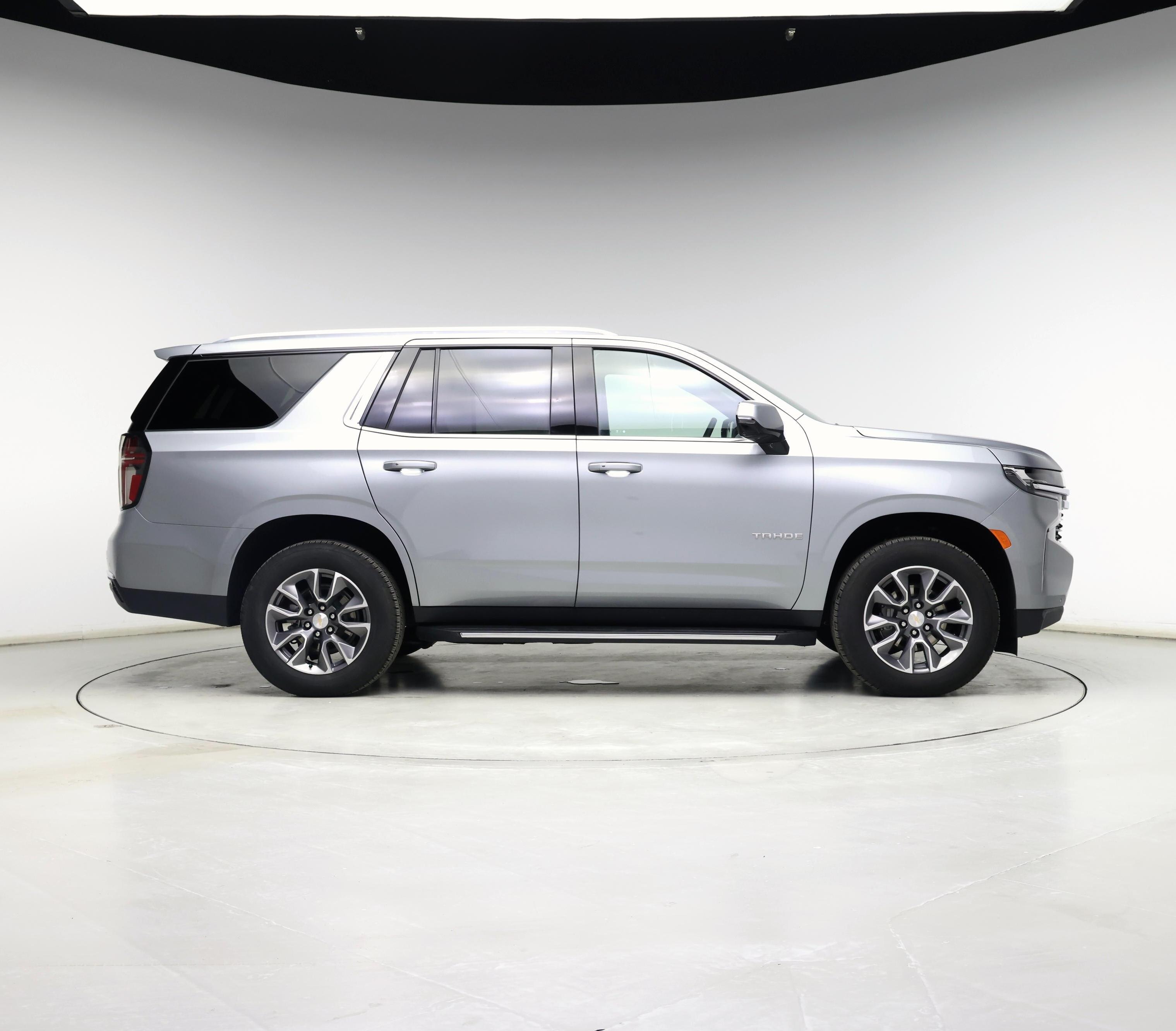 Thumbnail: 2024 Chevrolet Tahoe - 7