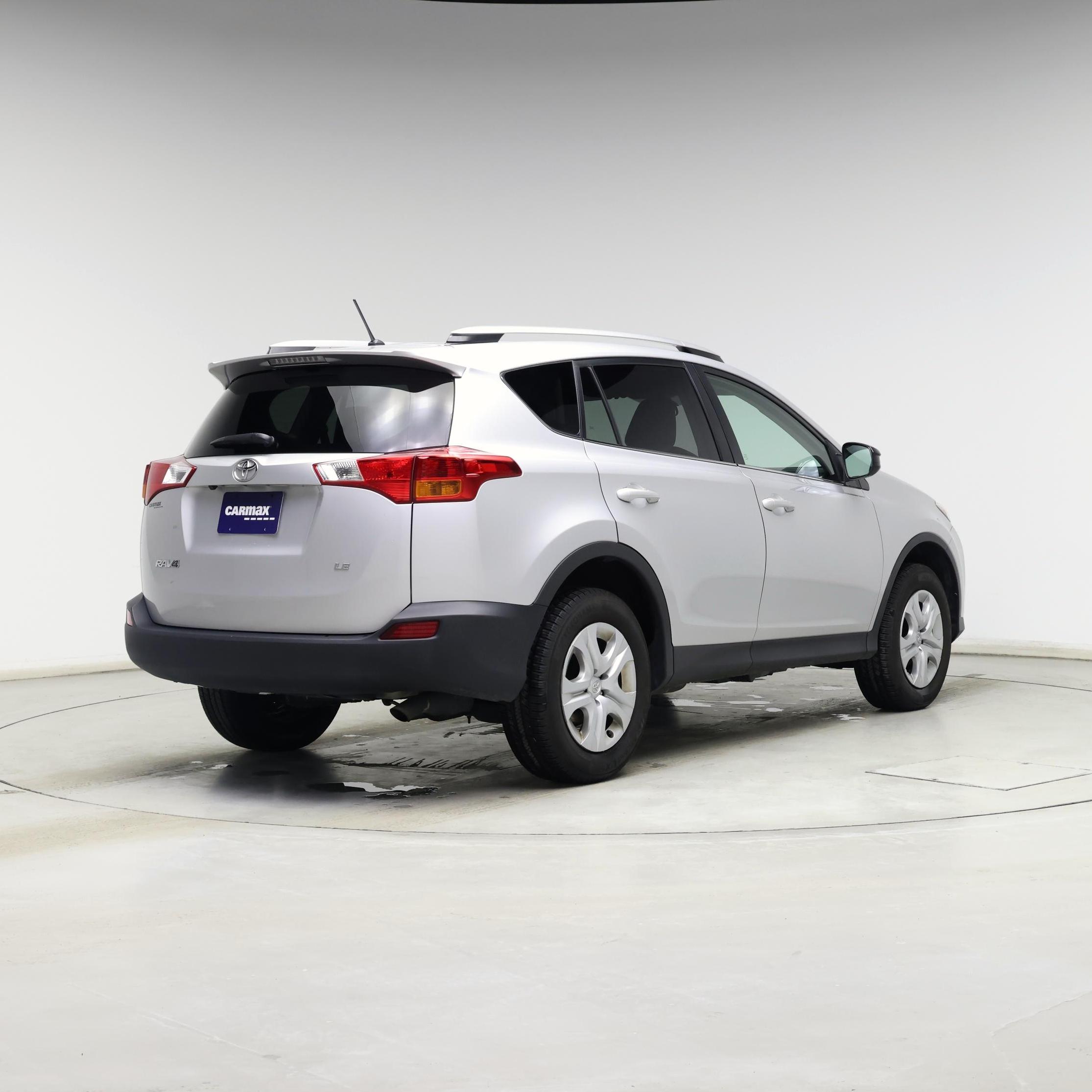 Thumbnail: 2015 Toyota RAV4 - 8