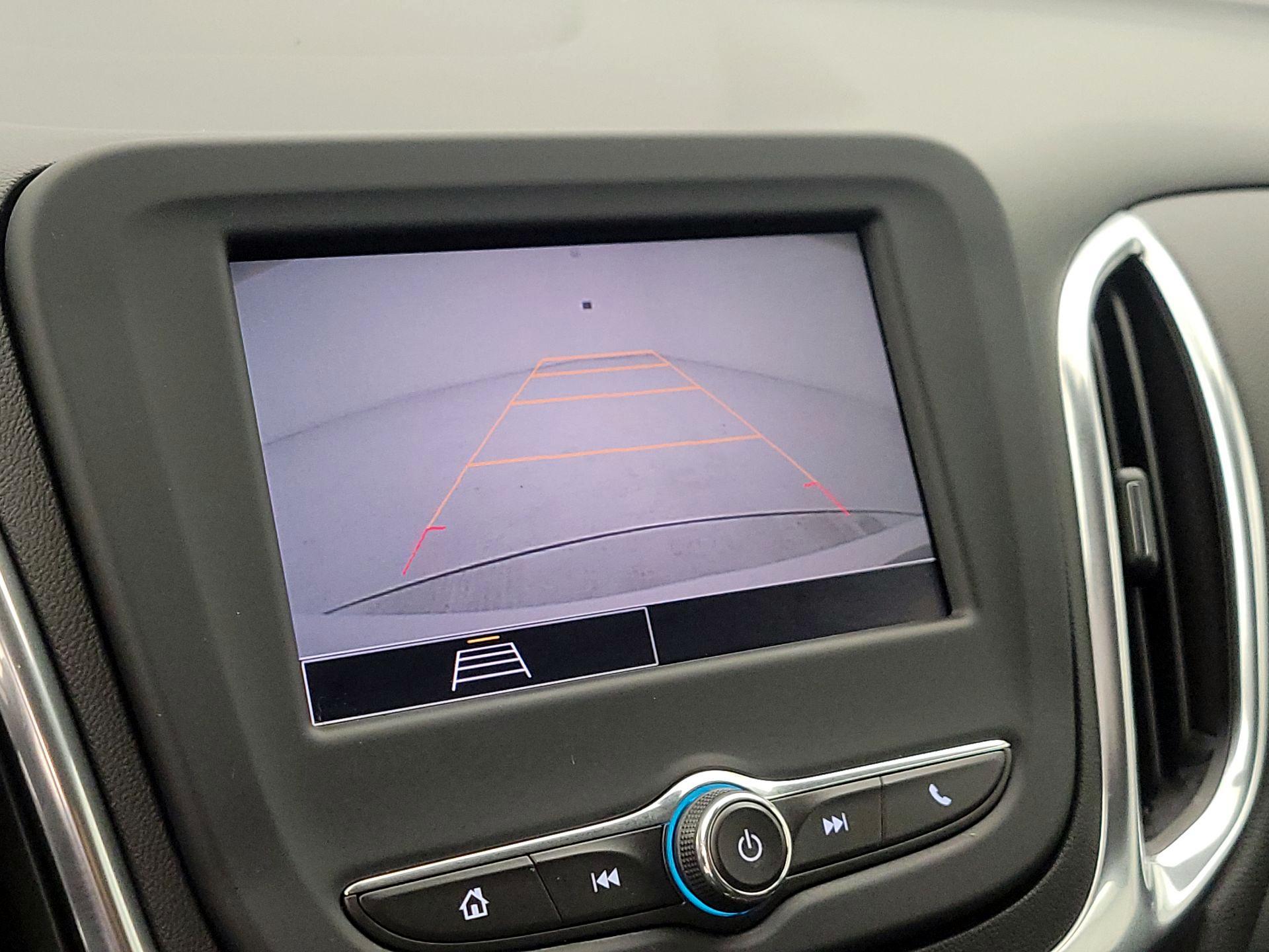 Thumbnail: 2022 Chevrolet Equinox - 14