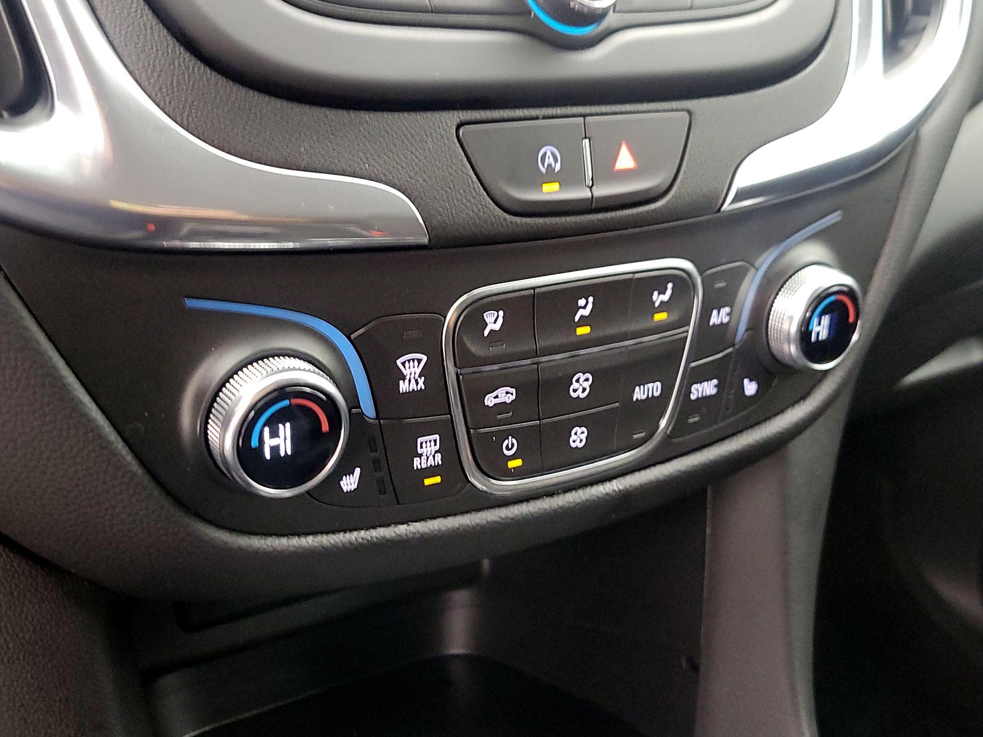 Thumbnail: 2022 Chevrolet Equinox - 16