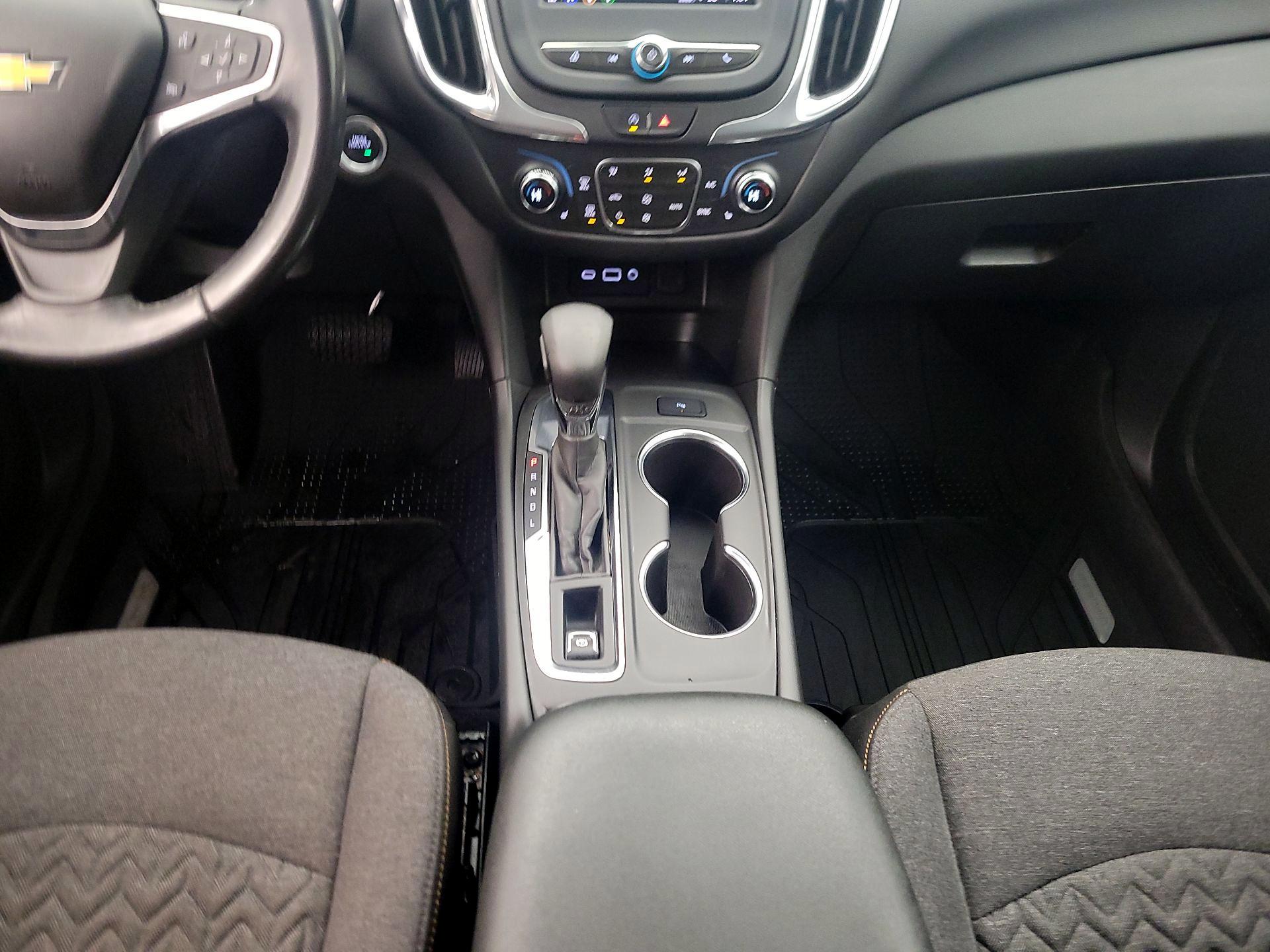 Thumbnail: 2022 Chevrolet Equinox - 17