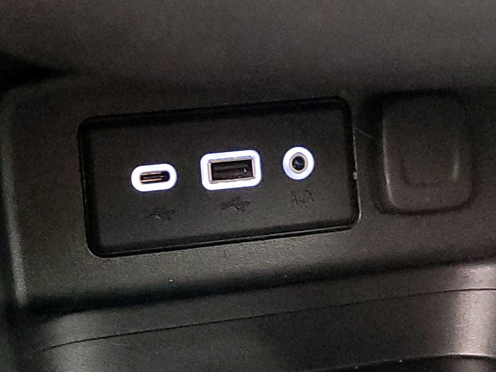 Thumbnail: 2022 Chevrolet Equinox - 18